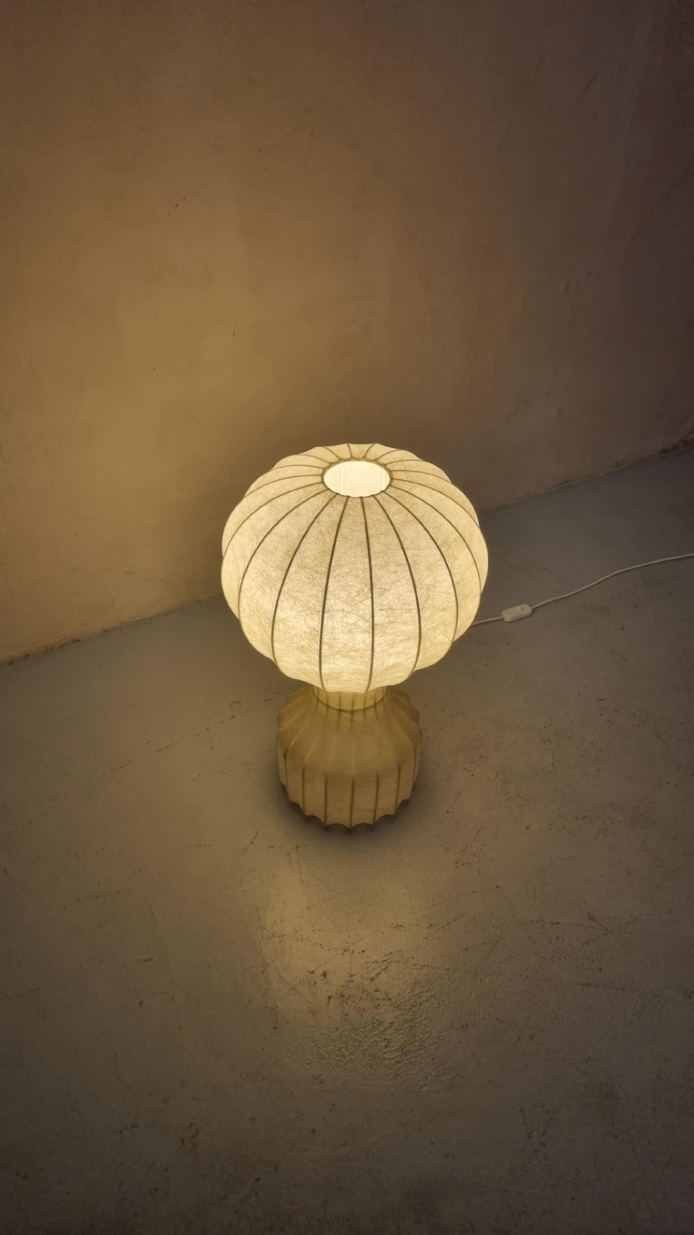Italian Large Gatto table lamp by Achille and Pier Giacomo Castiglioni for Flos 1960s in vendita