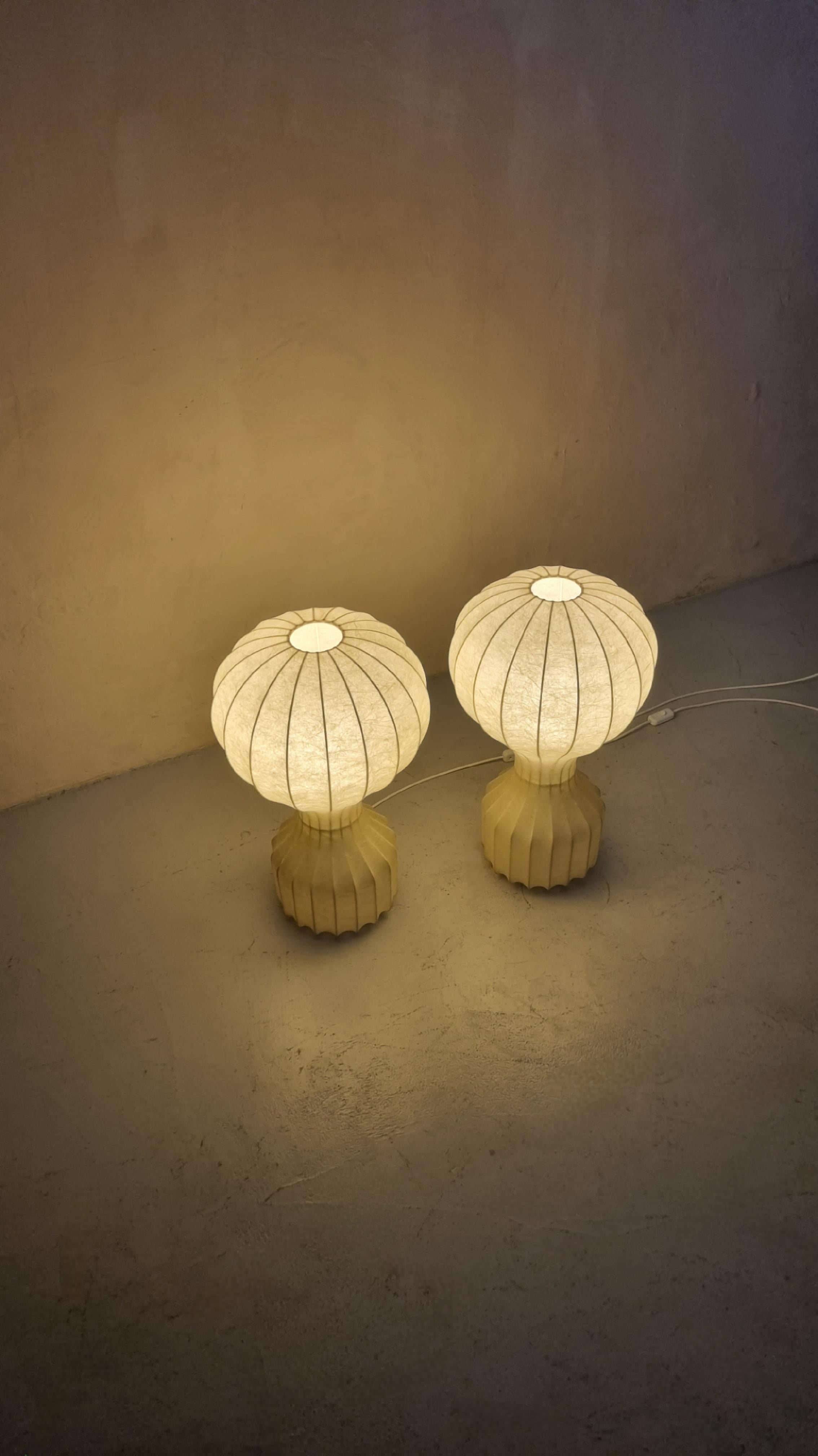 Mid-Century moderno Large Gatto table lamps by Achille and Pier Giacomo Castiglioni for Flos 1960s in vendita