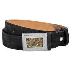 Ceinture à grande boucle en cuir noir et fermoir en titane brossé, taille S