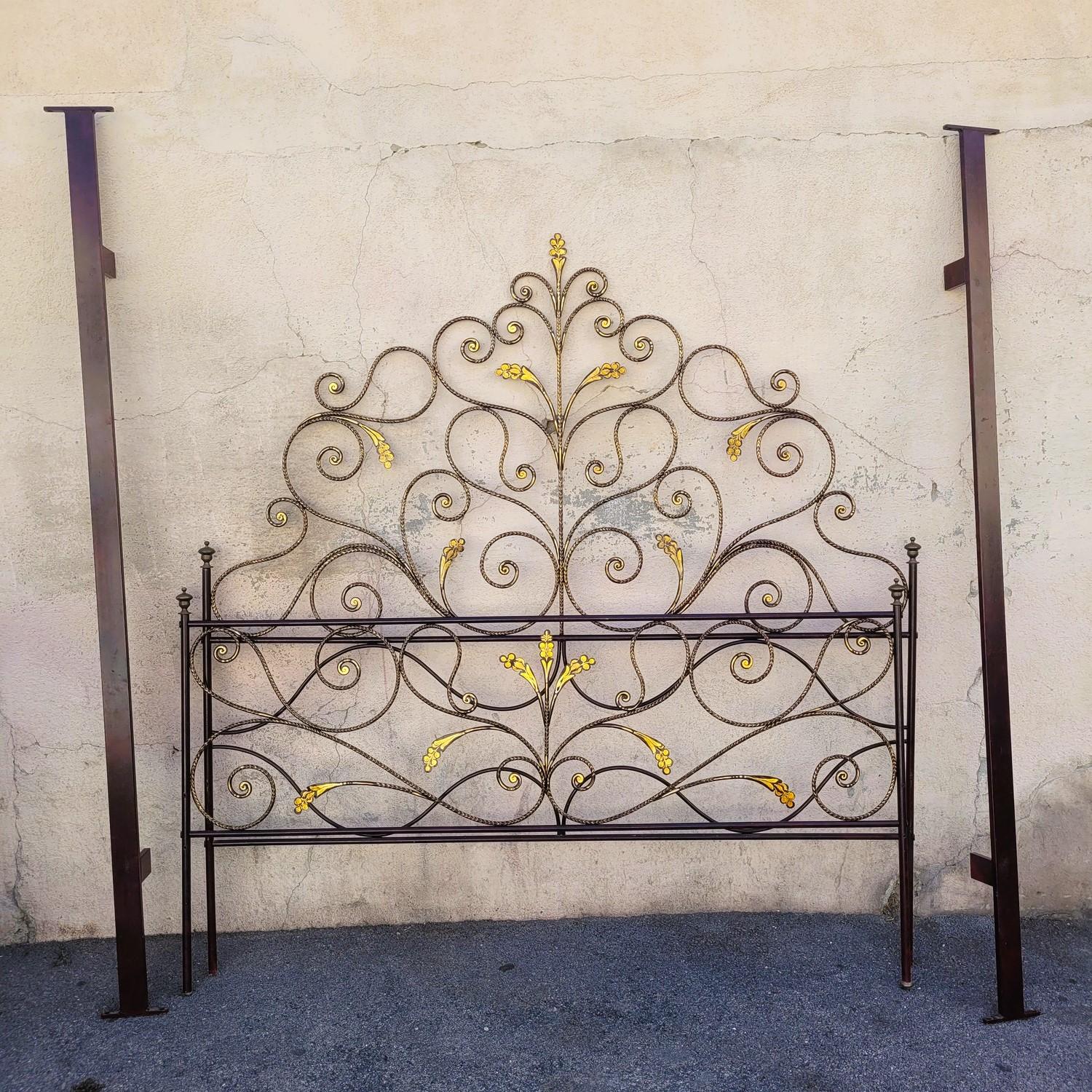 Gran Cama Genovesa De Hierro Pintado, 2 Plazas, Siglo XIX en venta 10