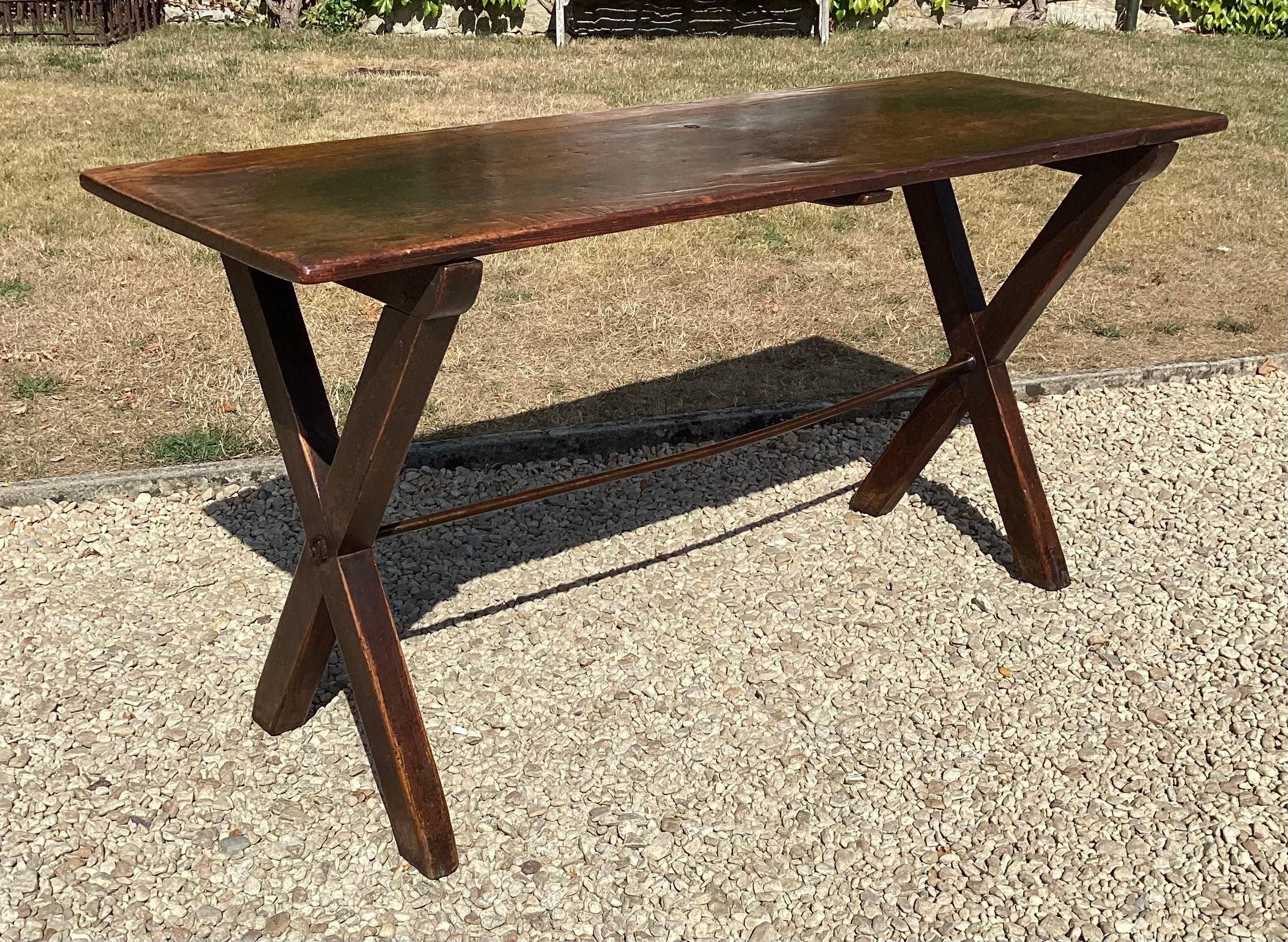 Large Geo III Tavern table For Sale 6