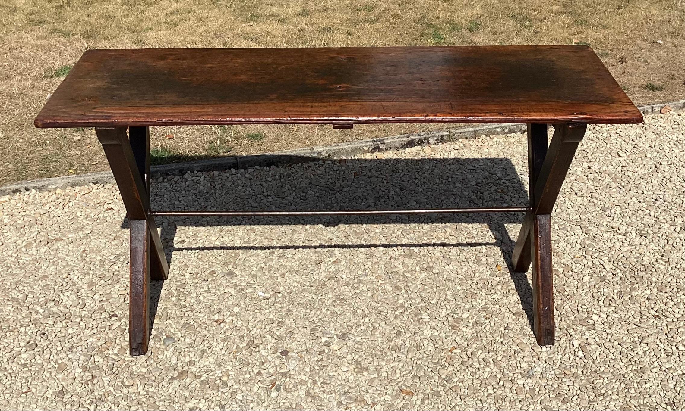 Large Geo III Tavern table In Good Condition For Sale In Shipston-On-Stour, GB