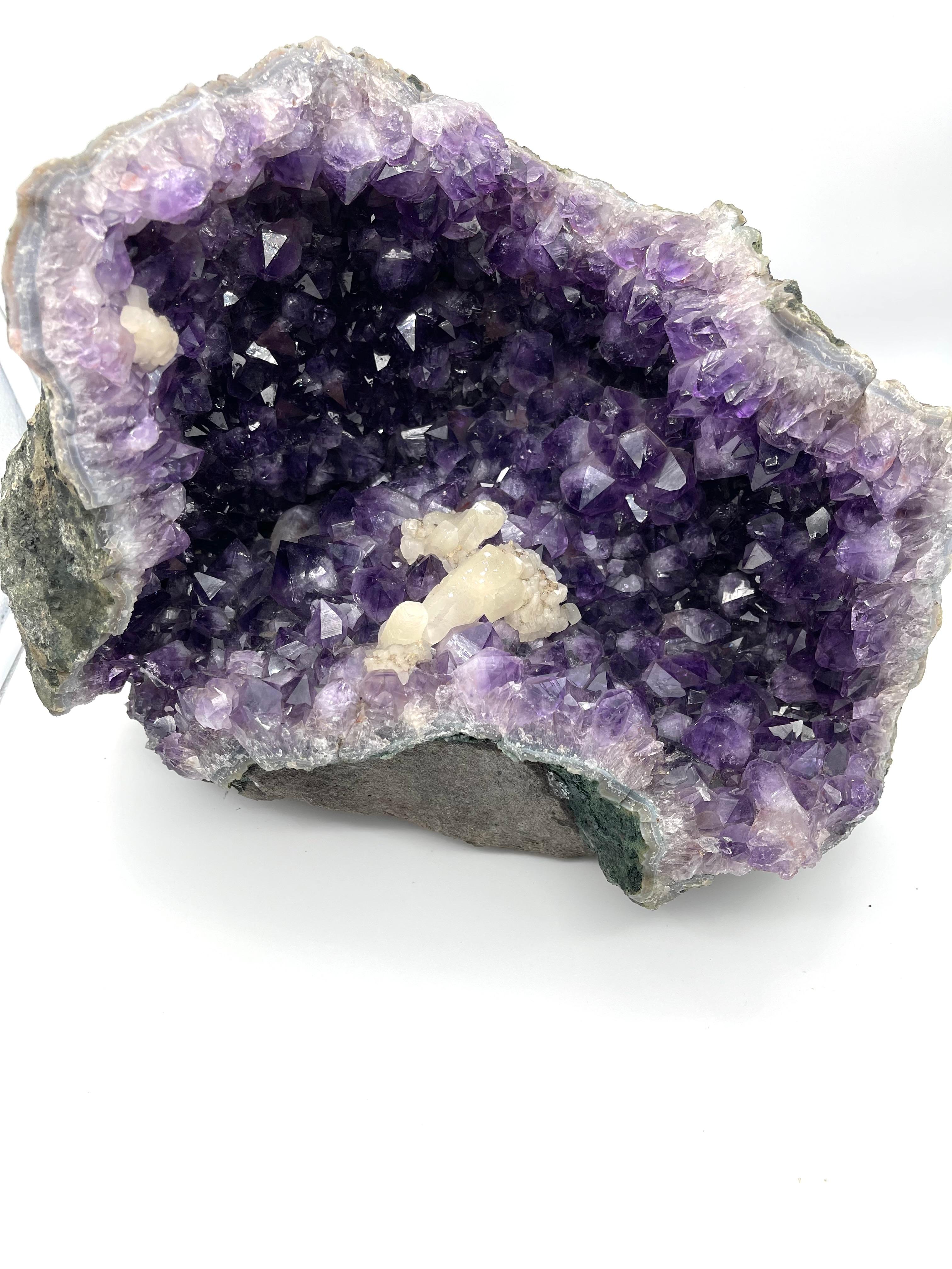 Large geode amethyste with quartz from Morvan France 46lbs 21kg For Sale 1