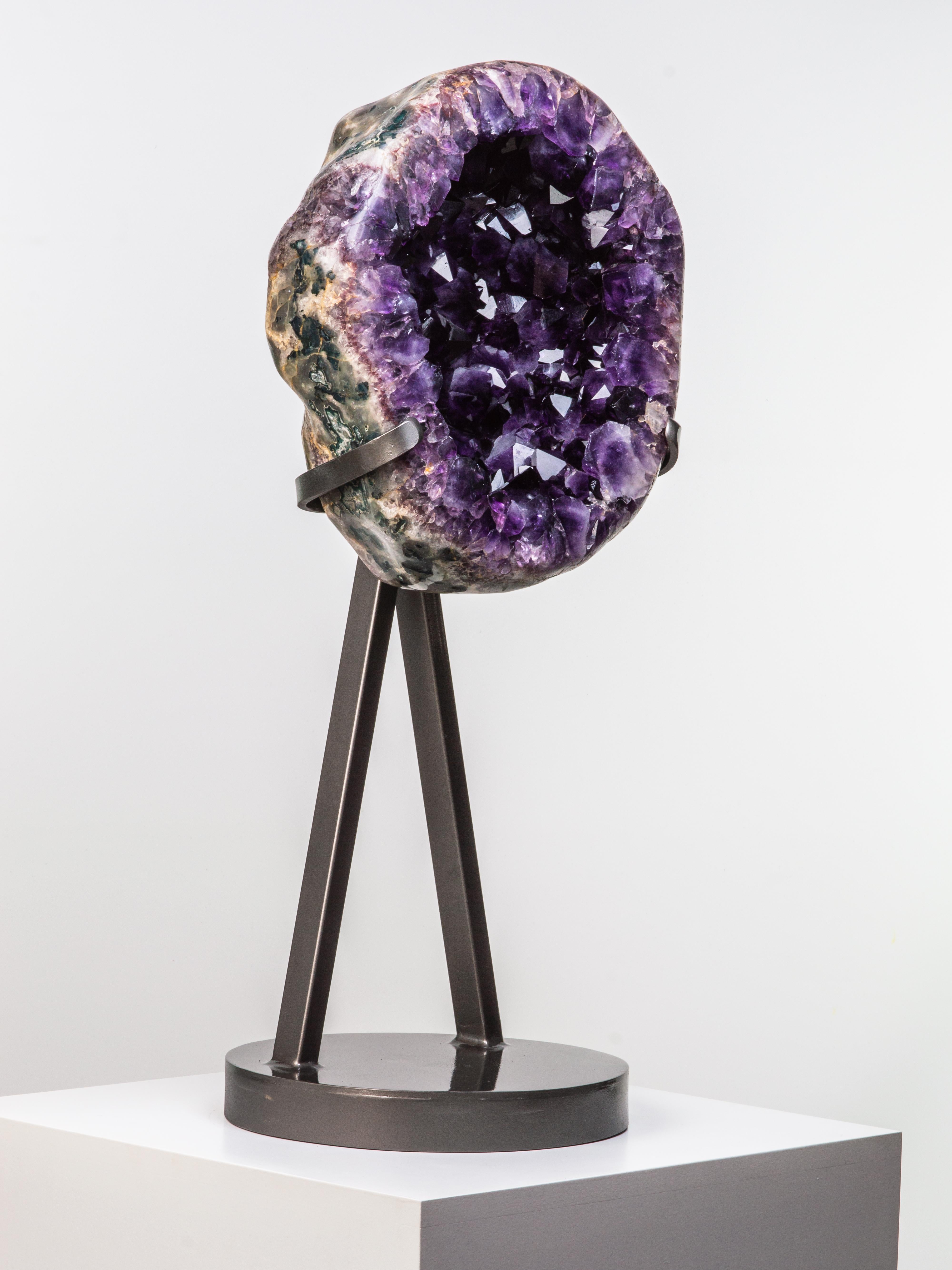 Large Geode Slice with Very High Peaked Crystals In Excellent Condition In London, GB