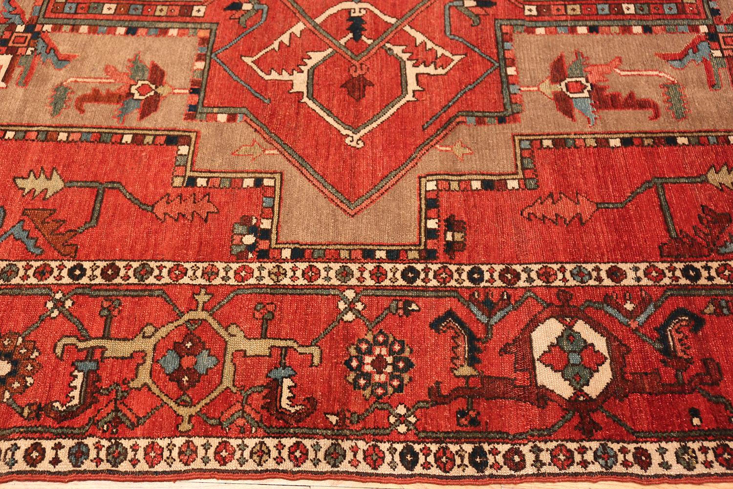Breathtaking large size geometric design antique Persian Serapi rug, country of origin / rug type: Persian rugs, date circa 1900. Size: 11 ft 6 in x 15 ft (3.51 m x 4.57 m).