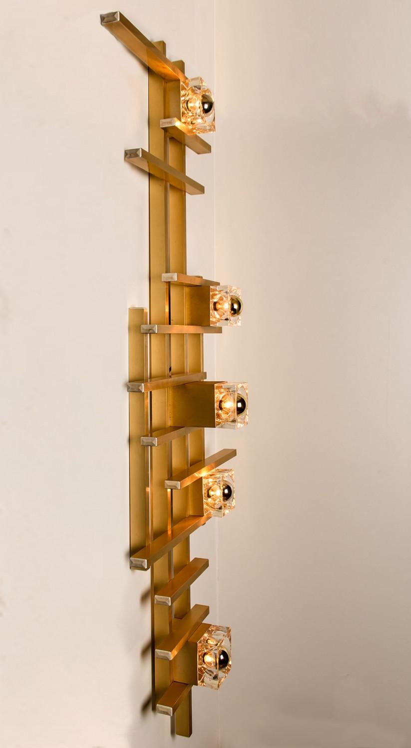 Italian Large Geometric Sculptural Brass Wall Sconce by Sciolari, 1970s For Sale