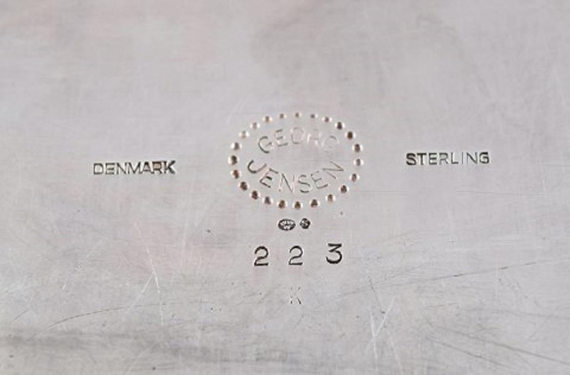 Large Georg Jensen Serving Tray in Sterling Silver In Good Condition For Sale In Copenhagen, DK