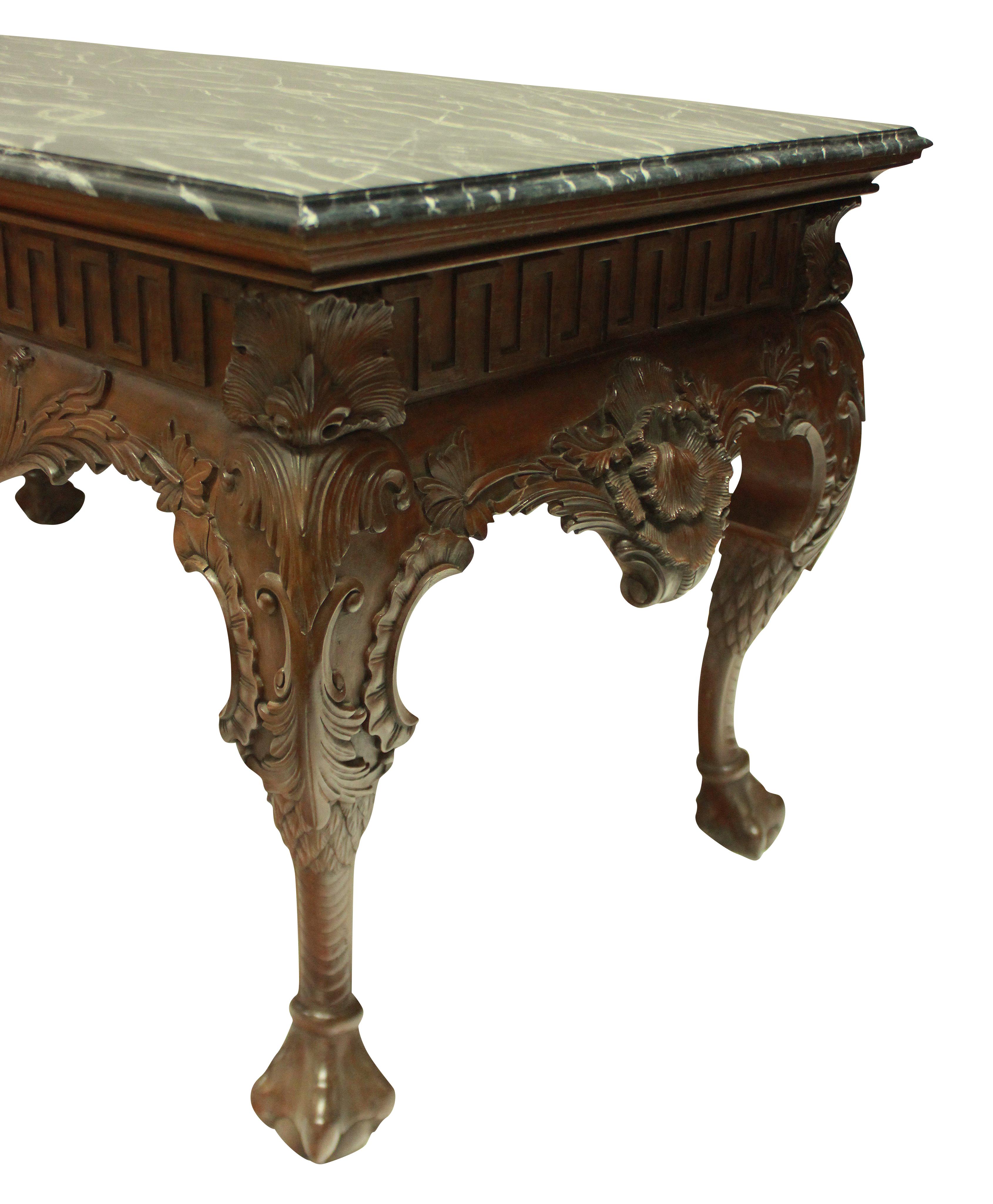 Large George II Style Carved Mahogany Centre Table In Good Condition In London, GB