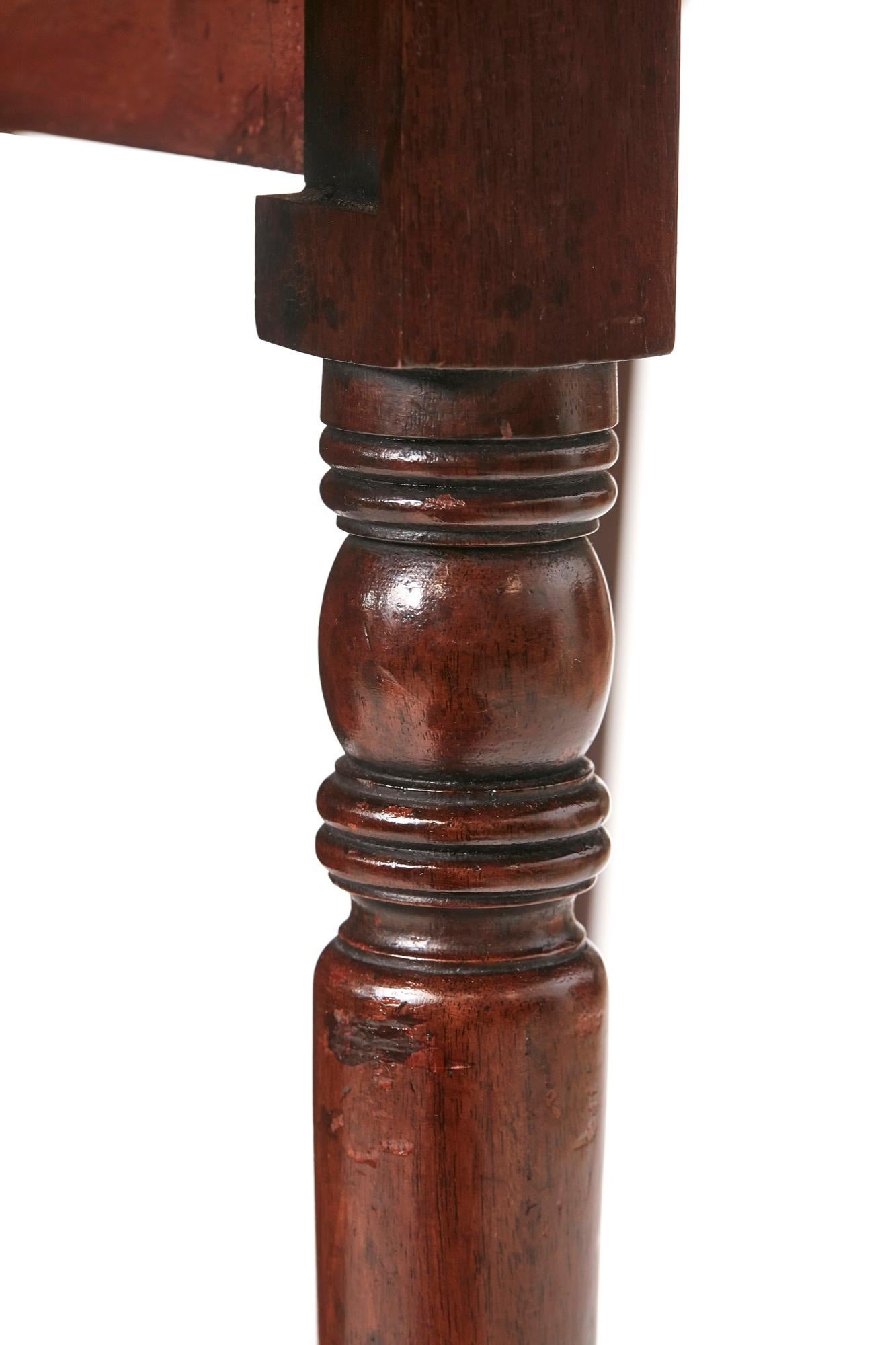 18th Century and Earlier Large George III Mahogany Drop Leaf Dining Table For Sale