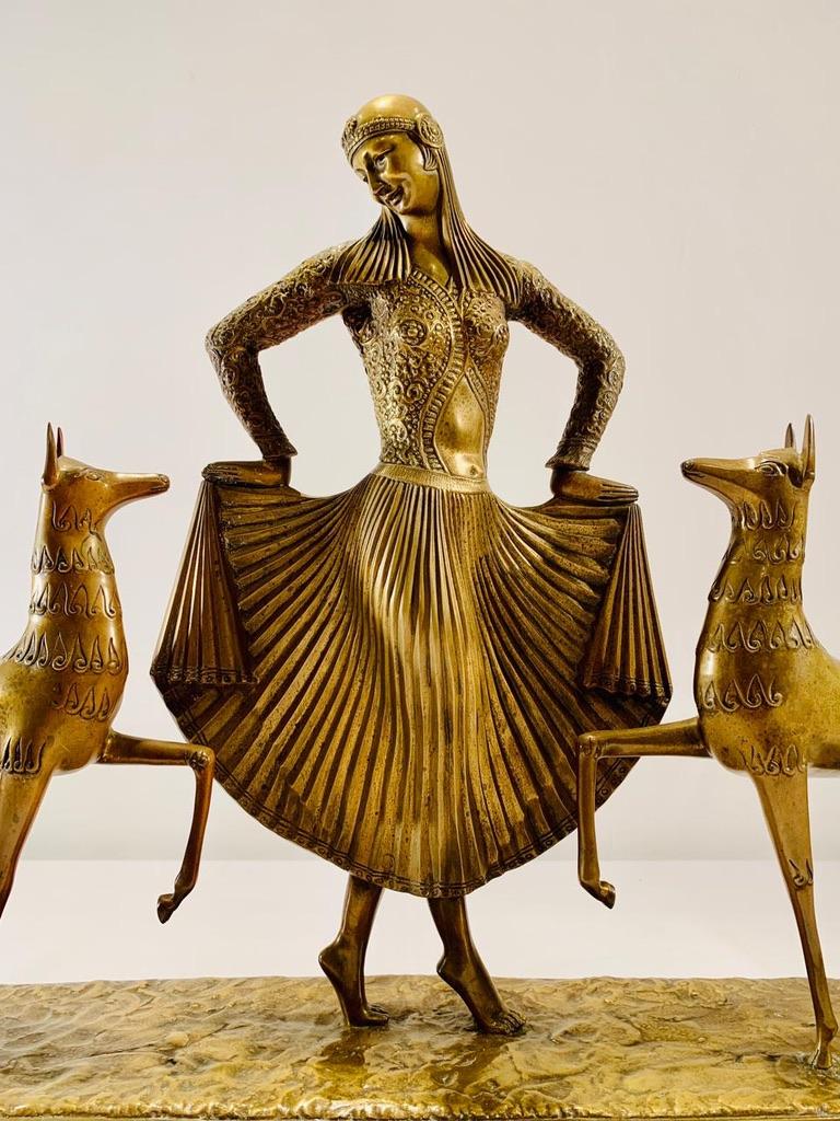Art déco Grand groupe en bronze Art Déco de Georges Lavroff vers 1930. en vente