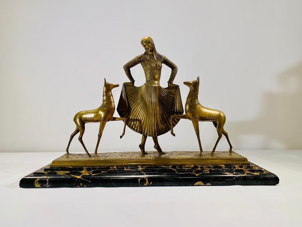 Large Georges Lavroff french Art Deco bronze circa 1930 group. In Good Condition For Sale In Rio De Janeiro, RJ