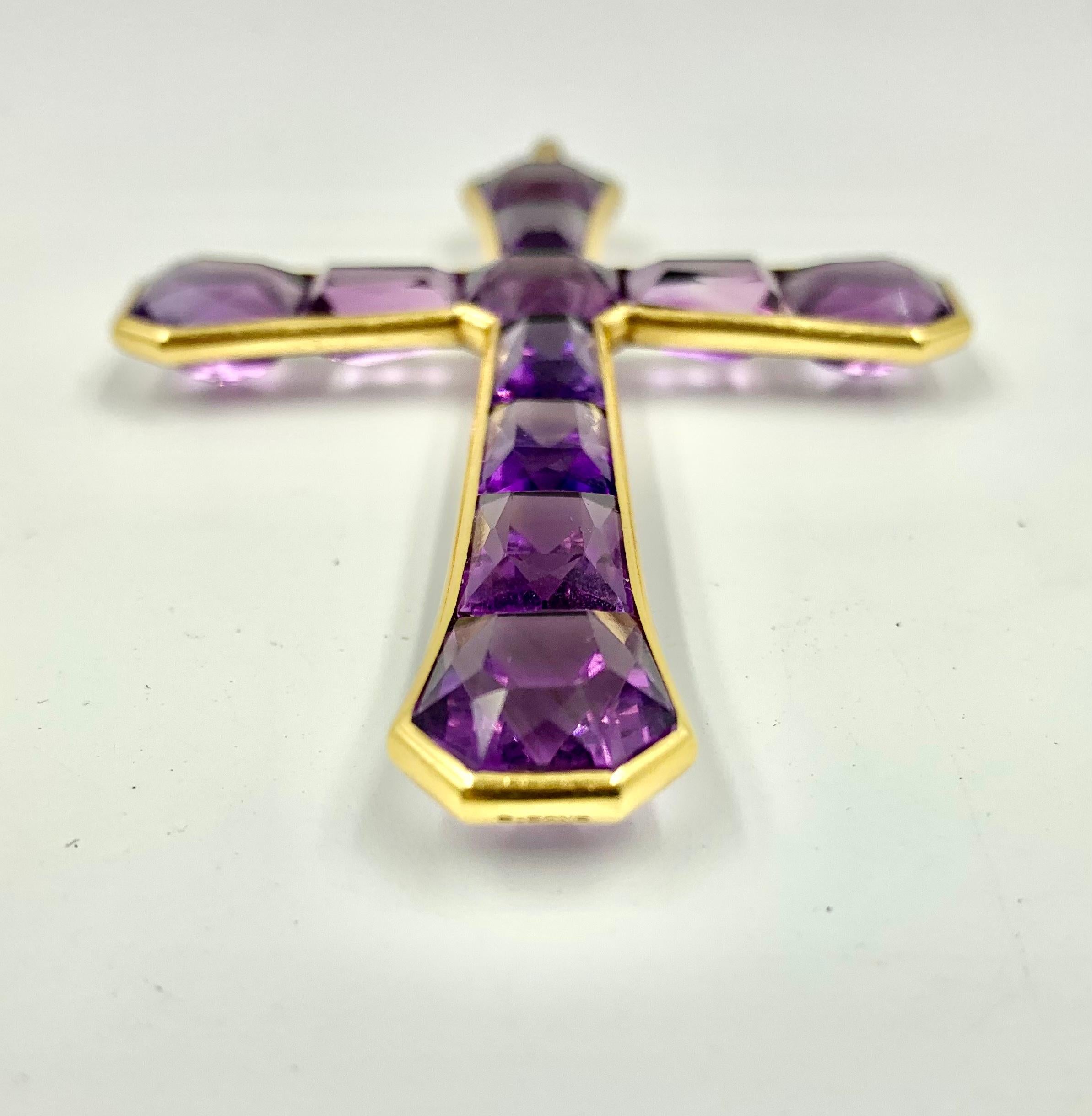 Large Early 19th Century Georgian 18K Gold Invisibly Set Faceted Amethyst Cross 6