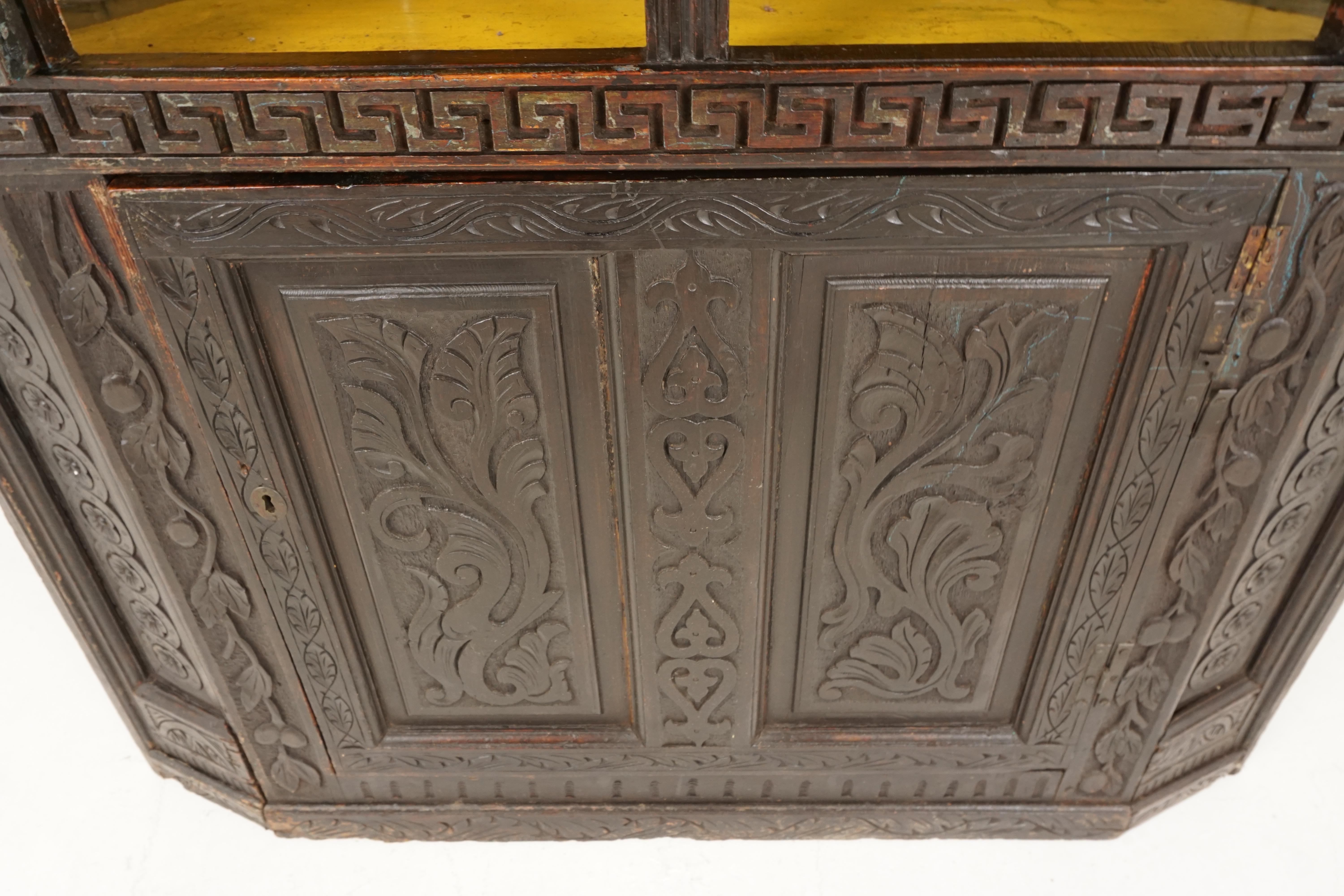 18th Century Large Georgian Carved Gothic Oak Corner Cabinet Cupboard, Scotland 1780, H127 For Sale