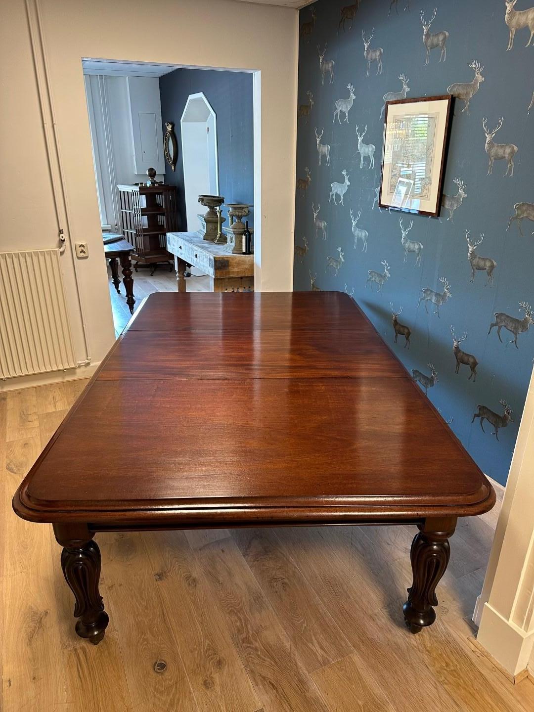 Large Georgian dining table en vente 7