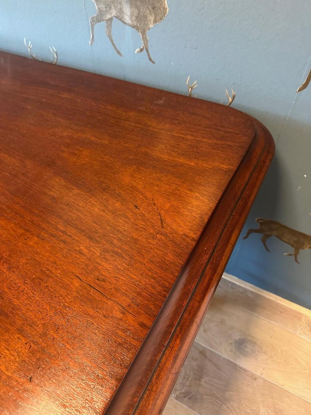 Noyer Large Georgian dining table en vente