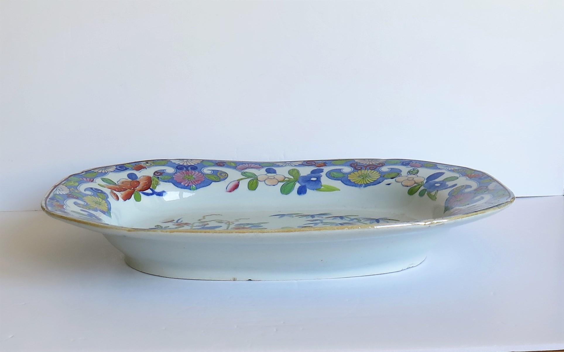 Large Georgian Mason's Ironstone Serving Dish Bamboo & Basket Pattern circa 1815 In Good Condition In Lincoln, Lincolnshire