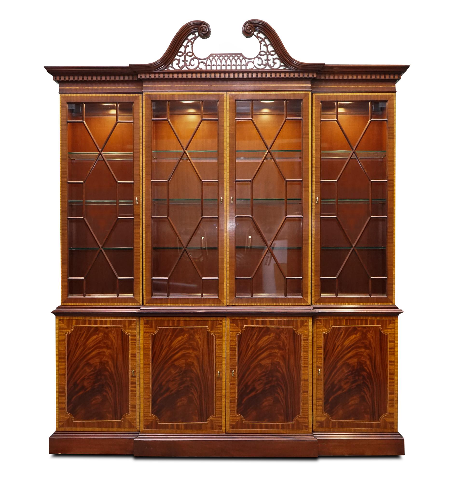 Hand-Crafted Large Georgian Style Mahogany Breakfront Bookcase Councill Furniture For Sale