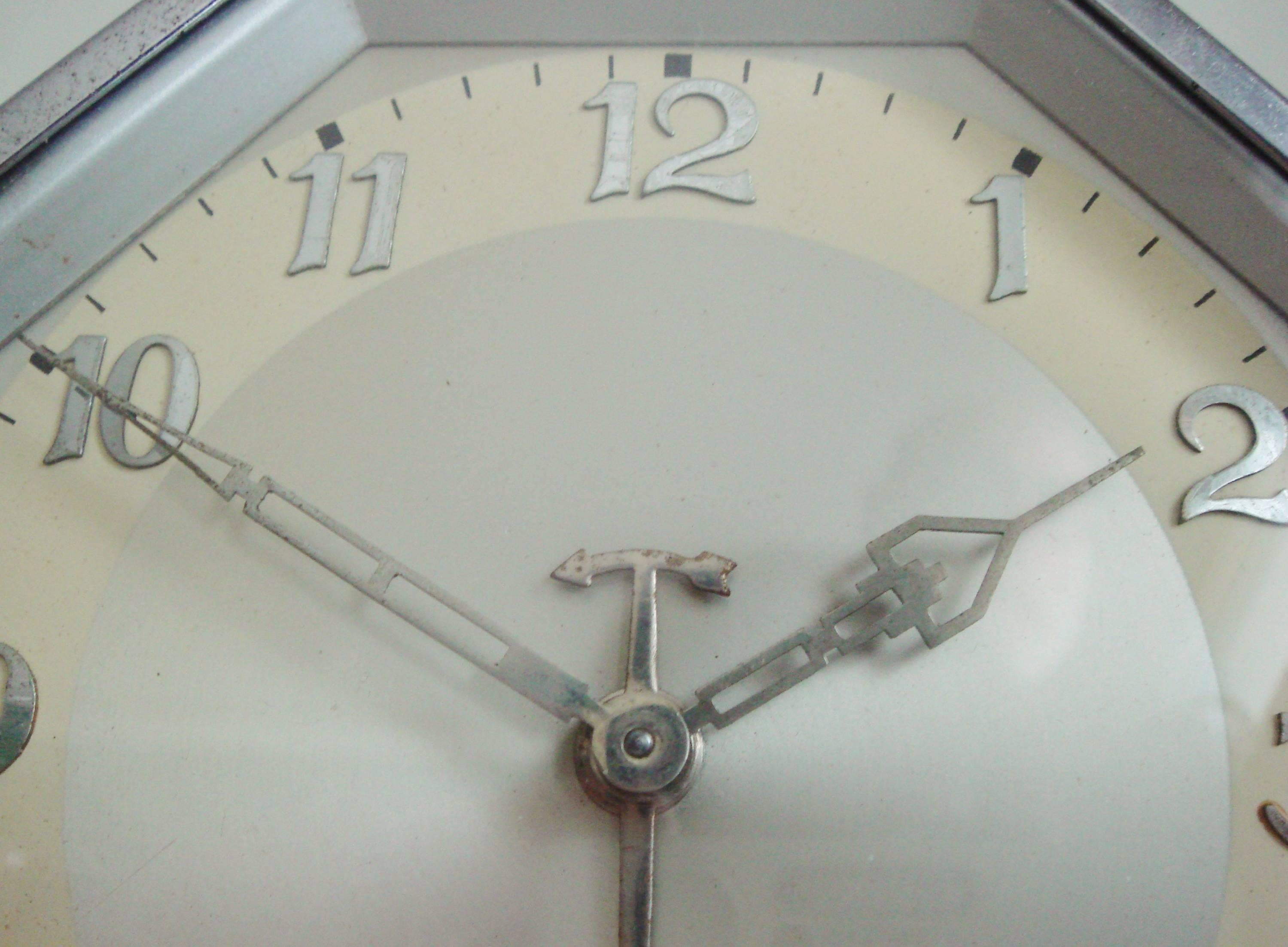 Mid-20th Century Large German Art Deco Chrome Hexagonal Tilting Alarm Clock For Sale