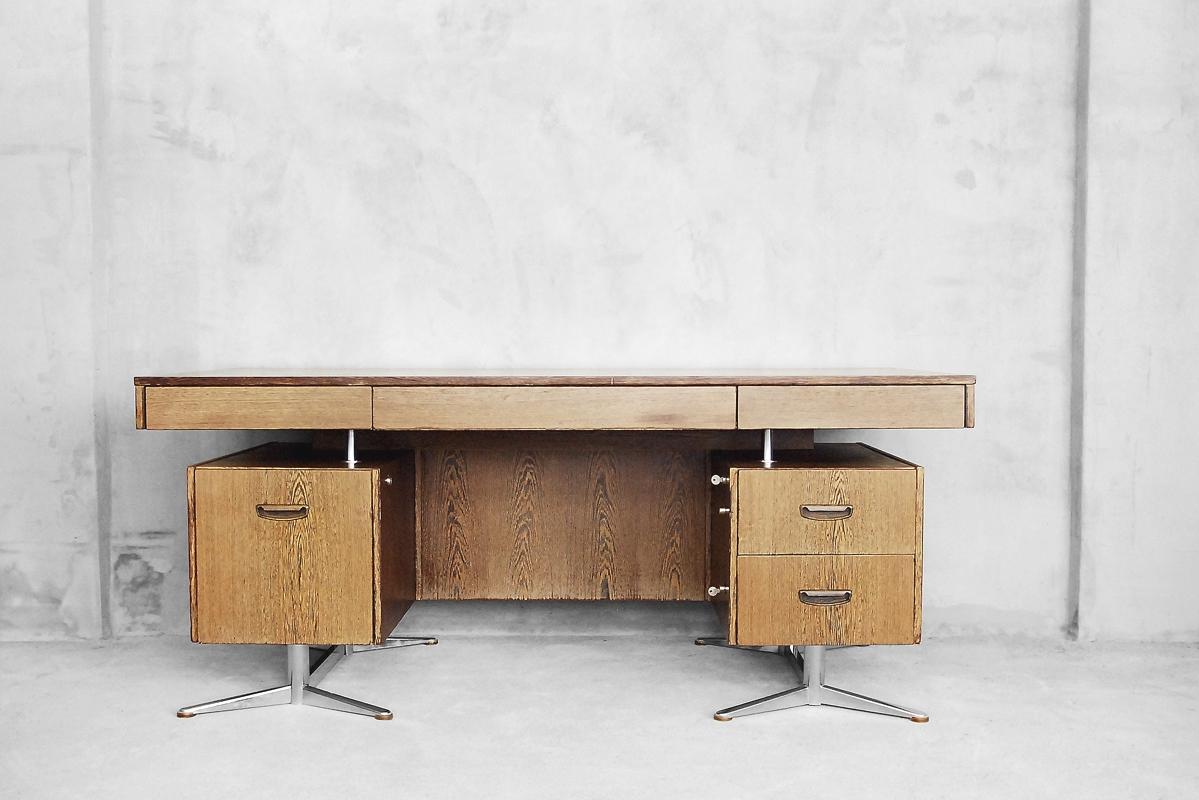 Mid-20th Century Large German Brutalist Wenge Desk by HR, 1960s