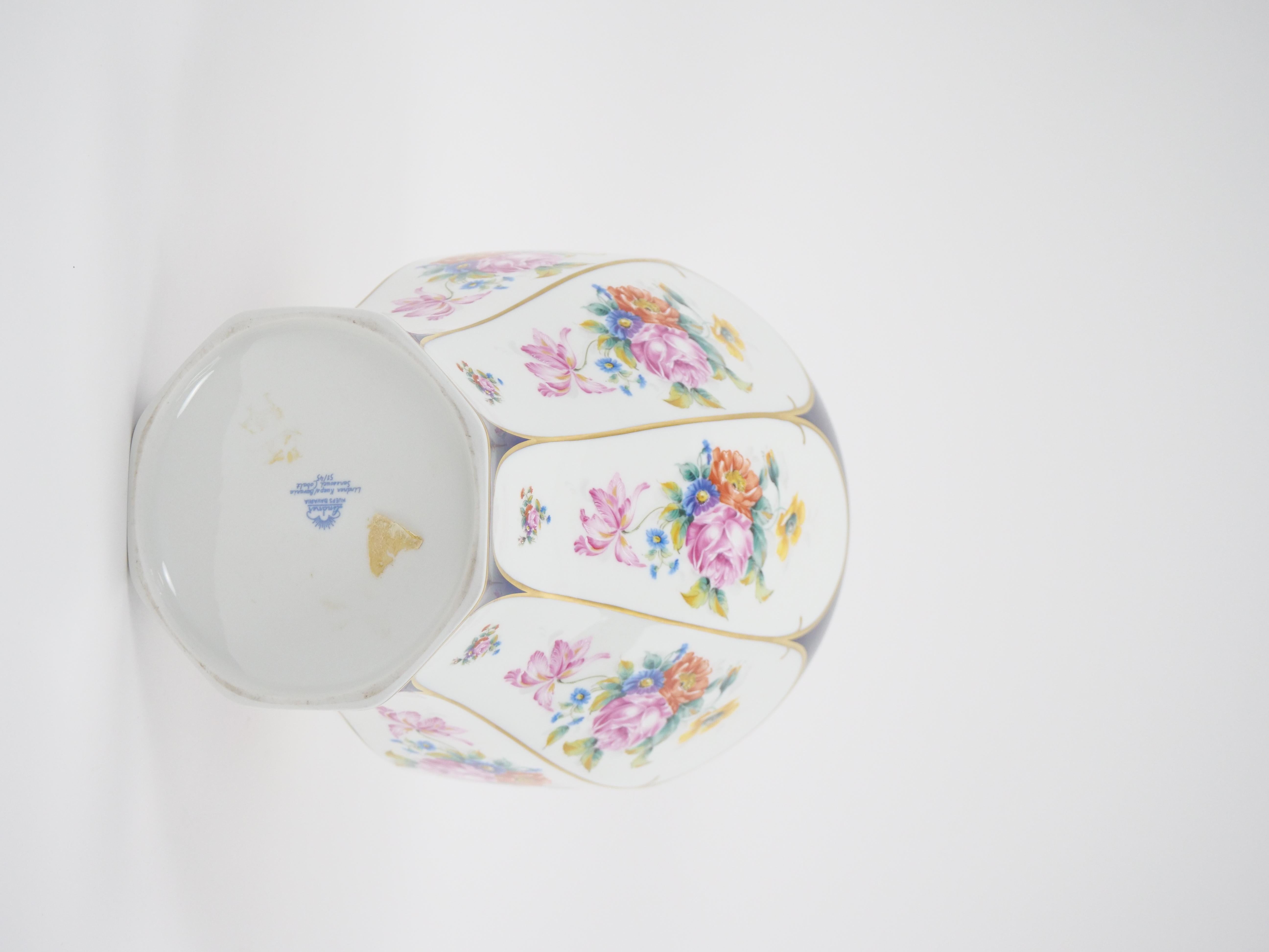 Large German Floral Hand-Painted and Gilt Porcelain Urn For Sale 10
