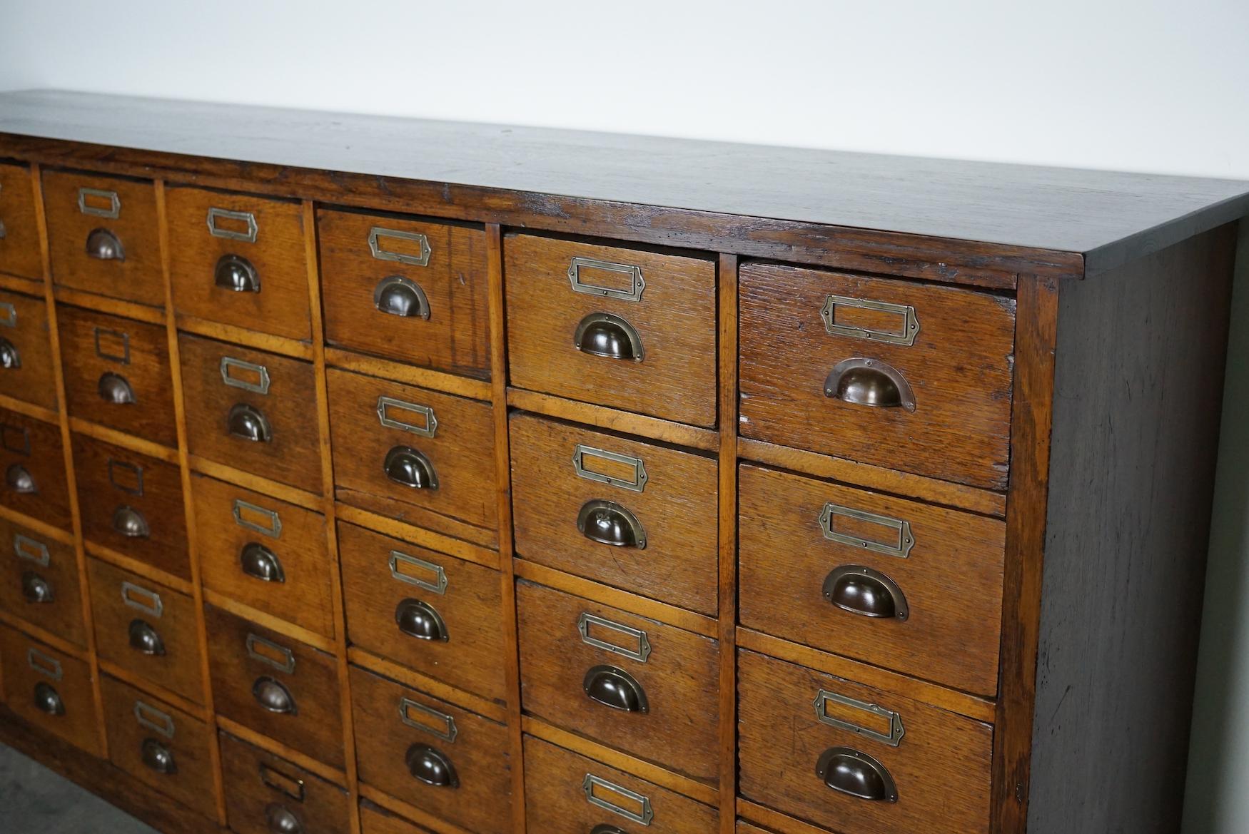 Large German Industrial Oak Apothecary Cabinet / Bank of Drawers, 1930s 10