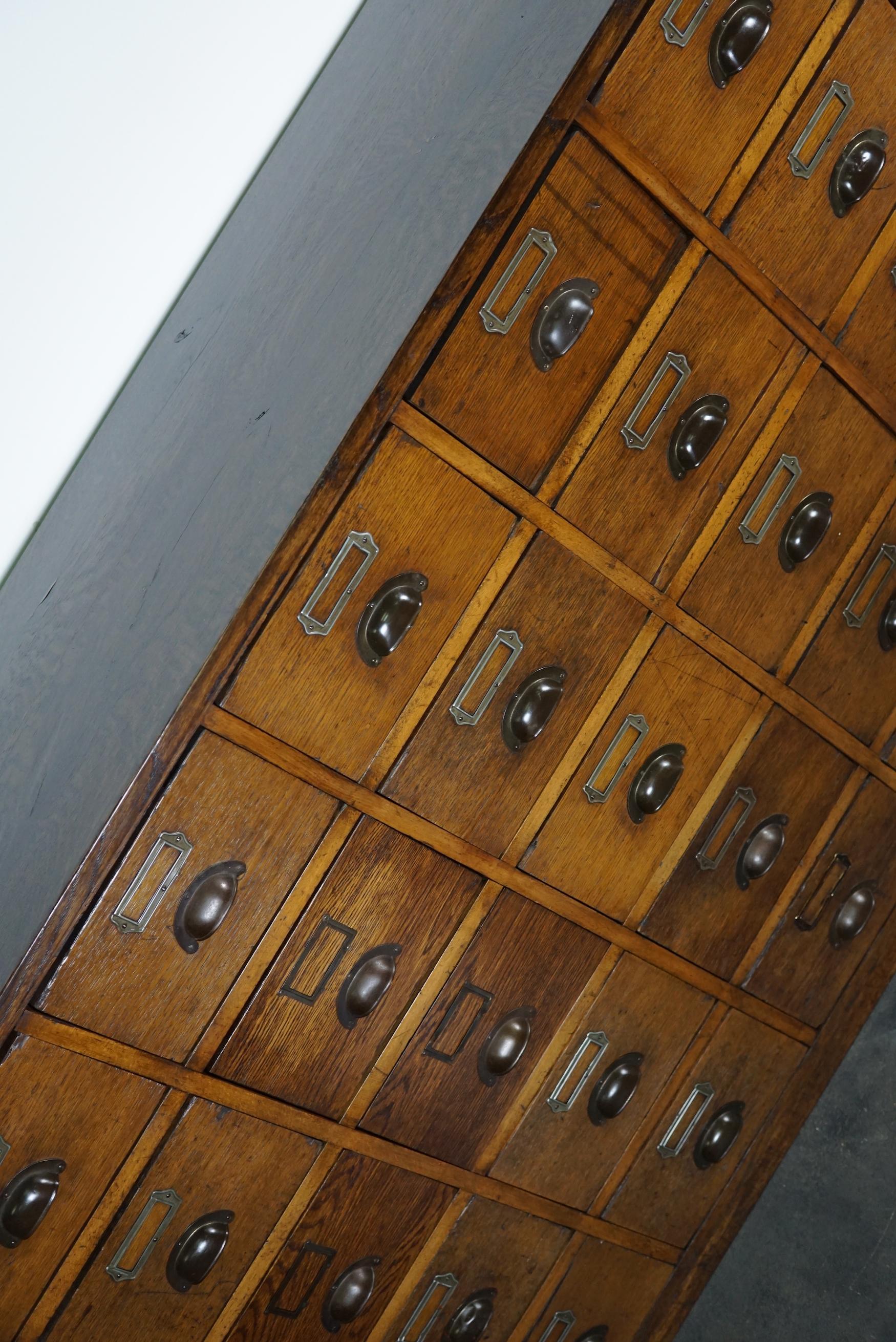 Large German Industrial Oak Apothecary Cabinet / Bank of Drawers, 1930s 5