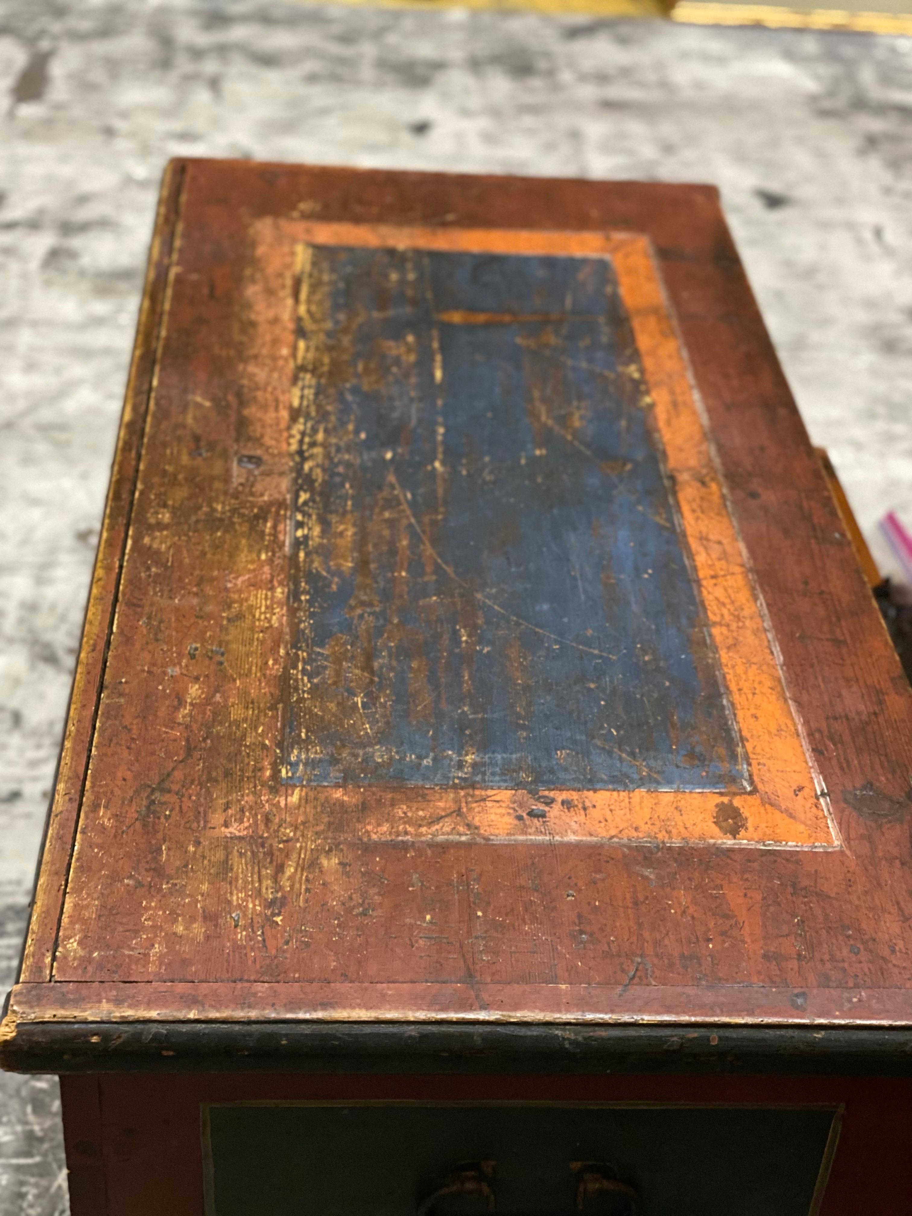 Grande malle coffre à couvertures peinte allemande, années 1800 Bon état à Southampton, NY