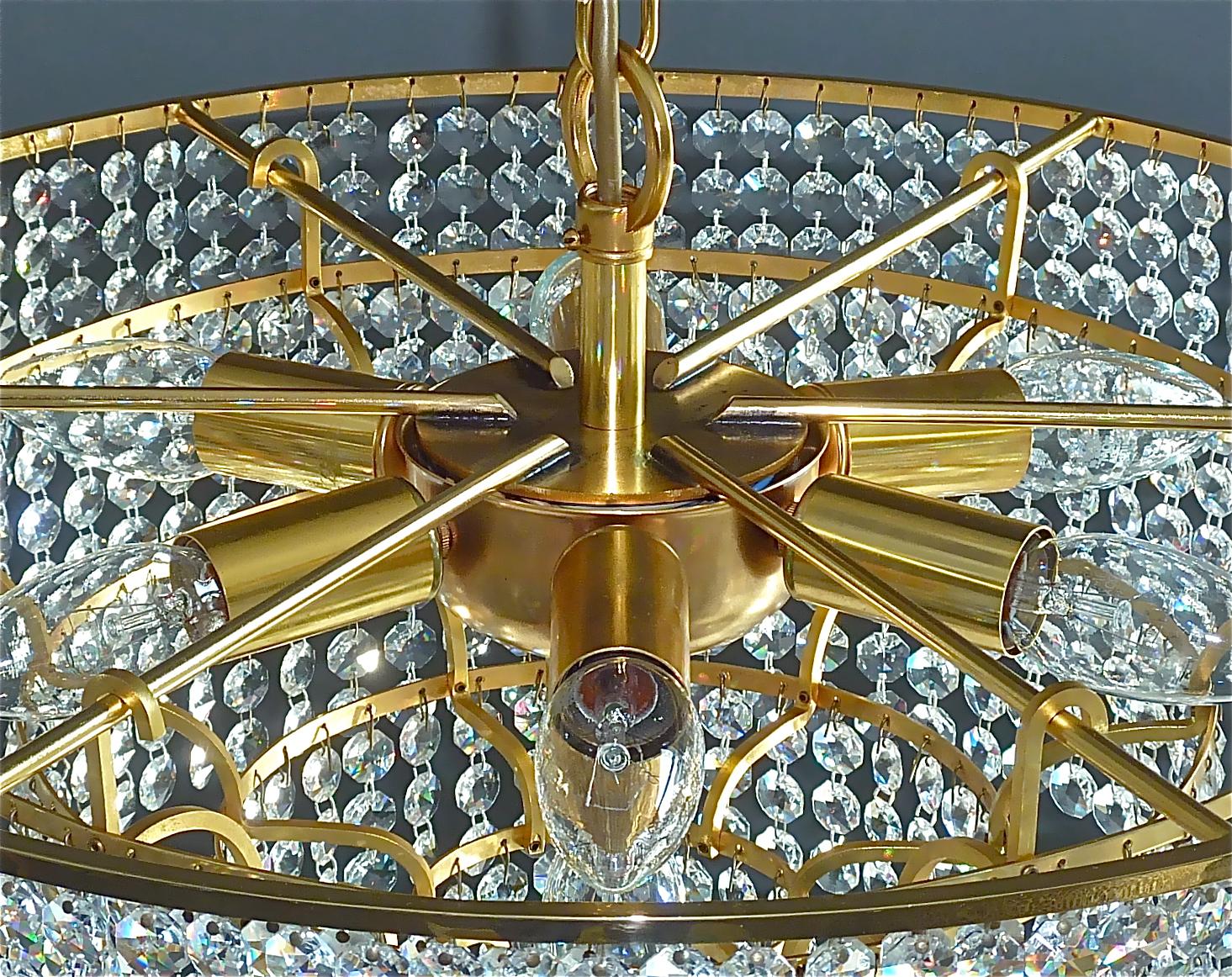 Großer deutscher Palwa-Kaskaden-Kronleuchter aus vergoldetem Messing und facettiertem Kristallglas, 1960er Jahre im Angebot 1