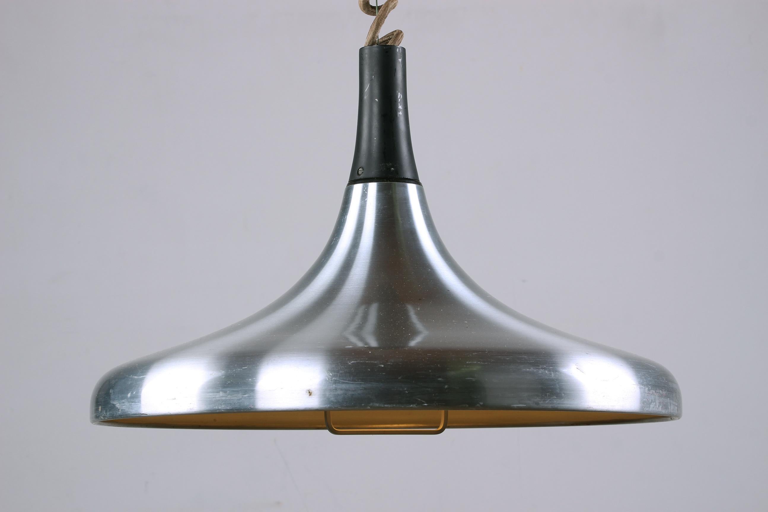 Grande lampada a sospensione tedesca in metallo cromato, modello Tulip di Erco 1960. in vendita 3