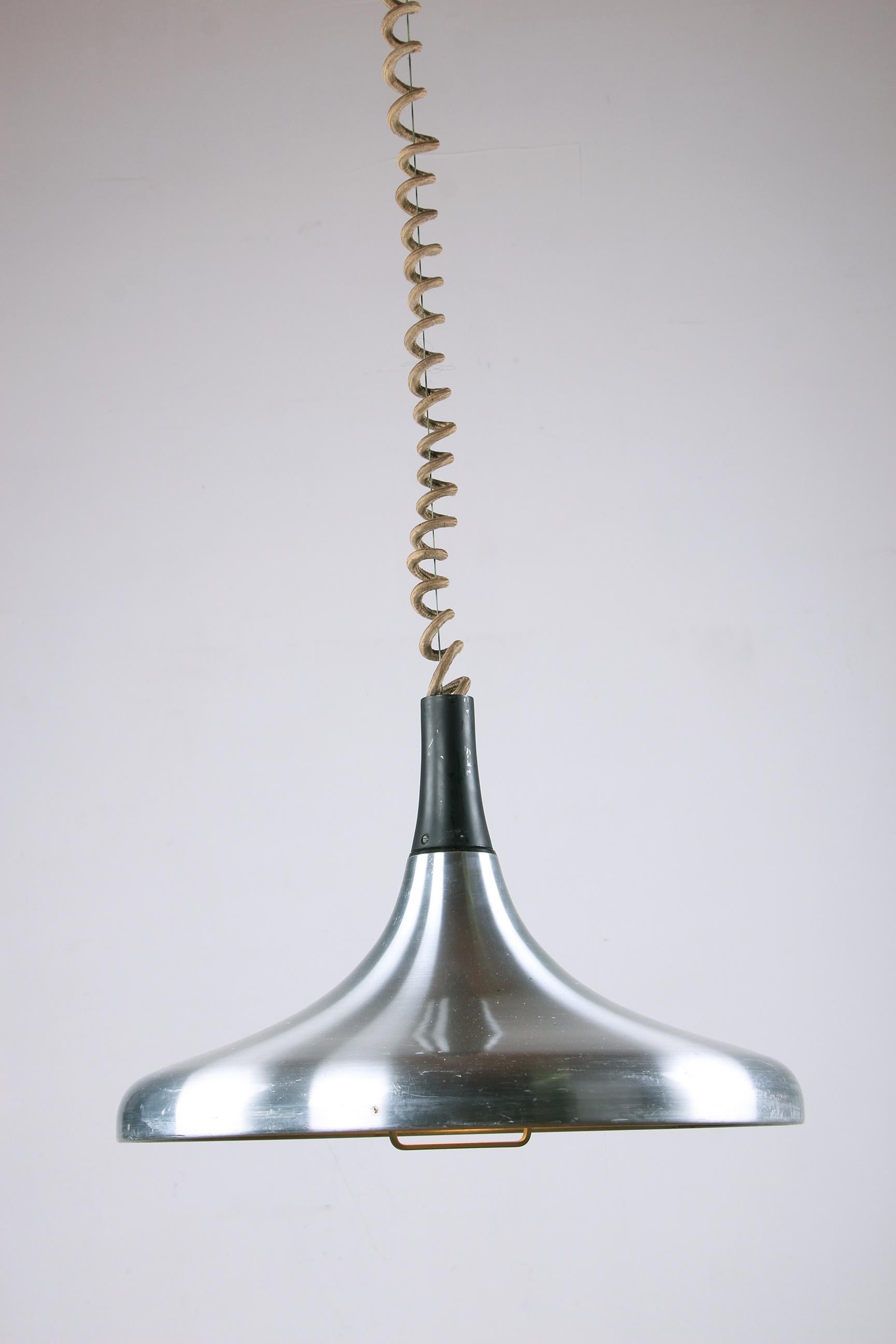 Grande lampada a sospensione tedesca in metallo cromato, modello Tulip di Erco 1960. in vendita 4