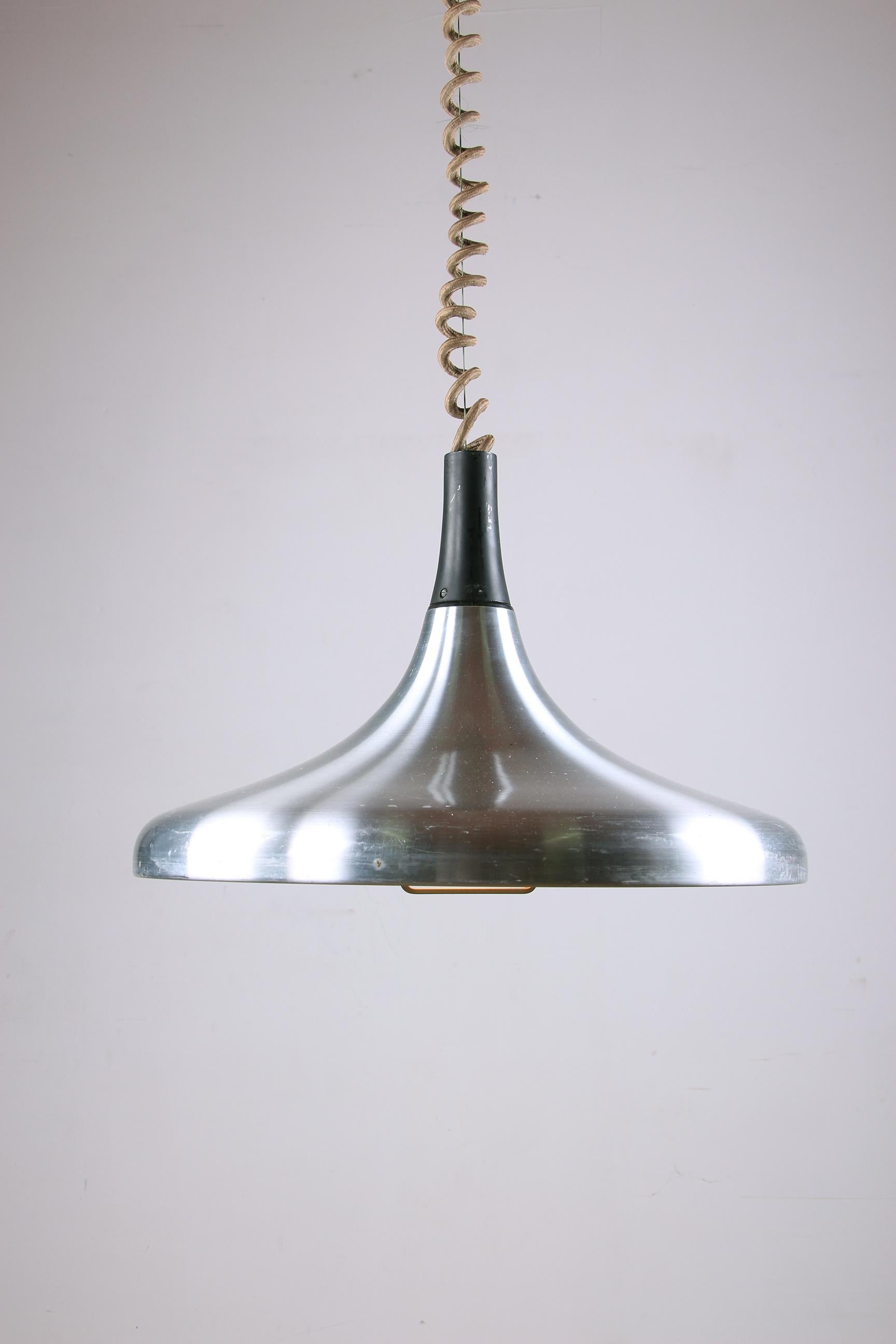 Grande lampada a sospensione tedesca in metallo cromato, modello Tulip di Erco 1960. in vendita 9