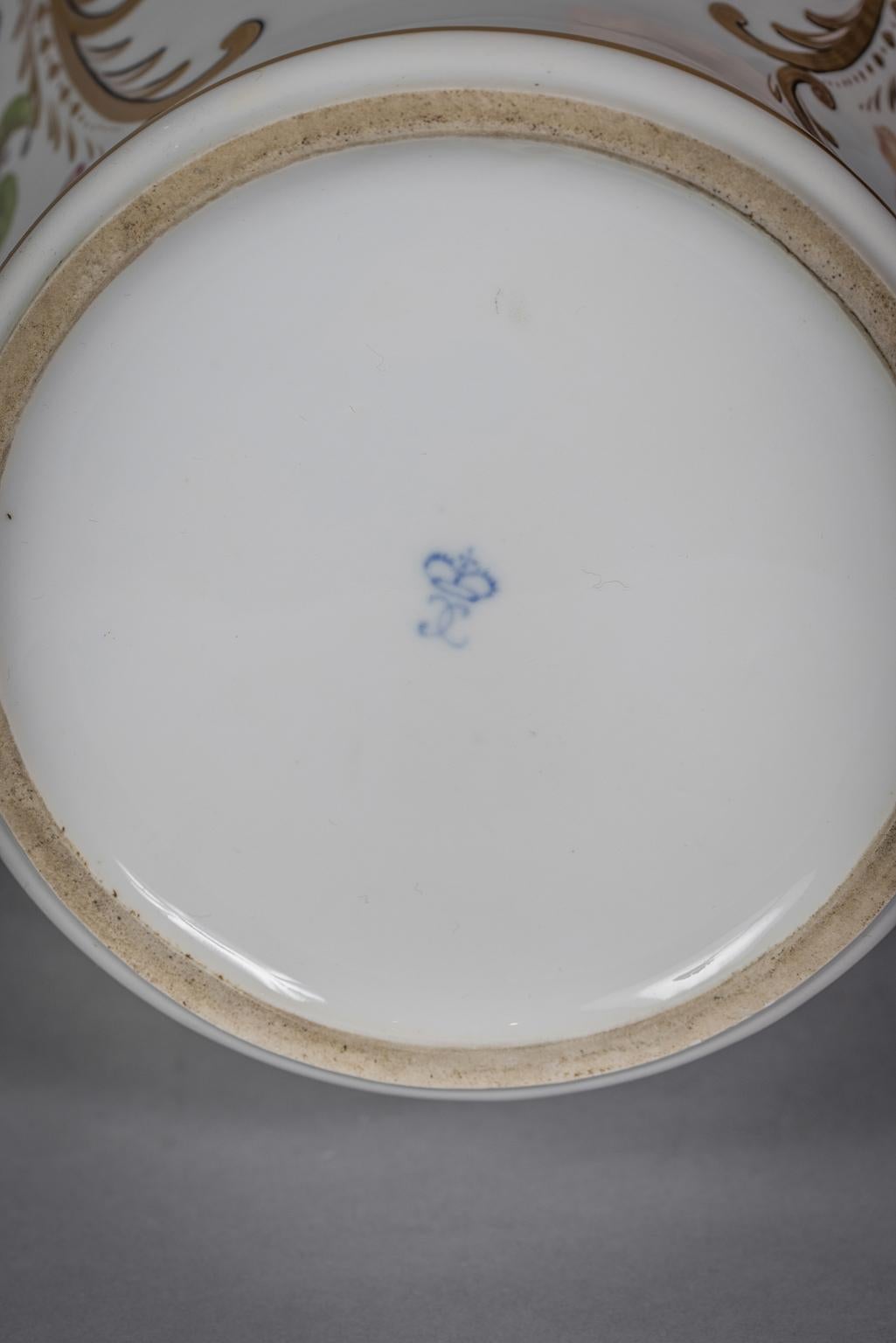 Grande vaso coperto in porcellana tedesca, 1890 circa in vendita 1