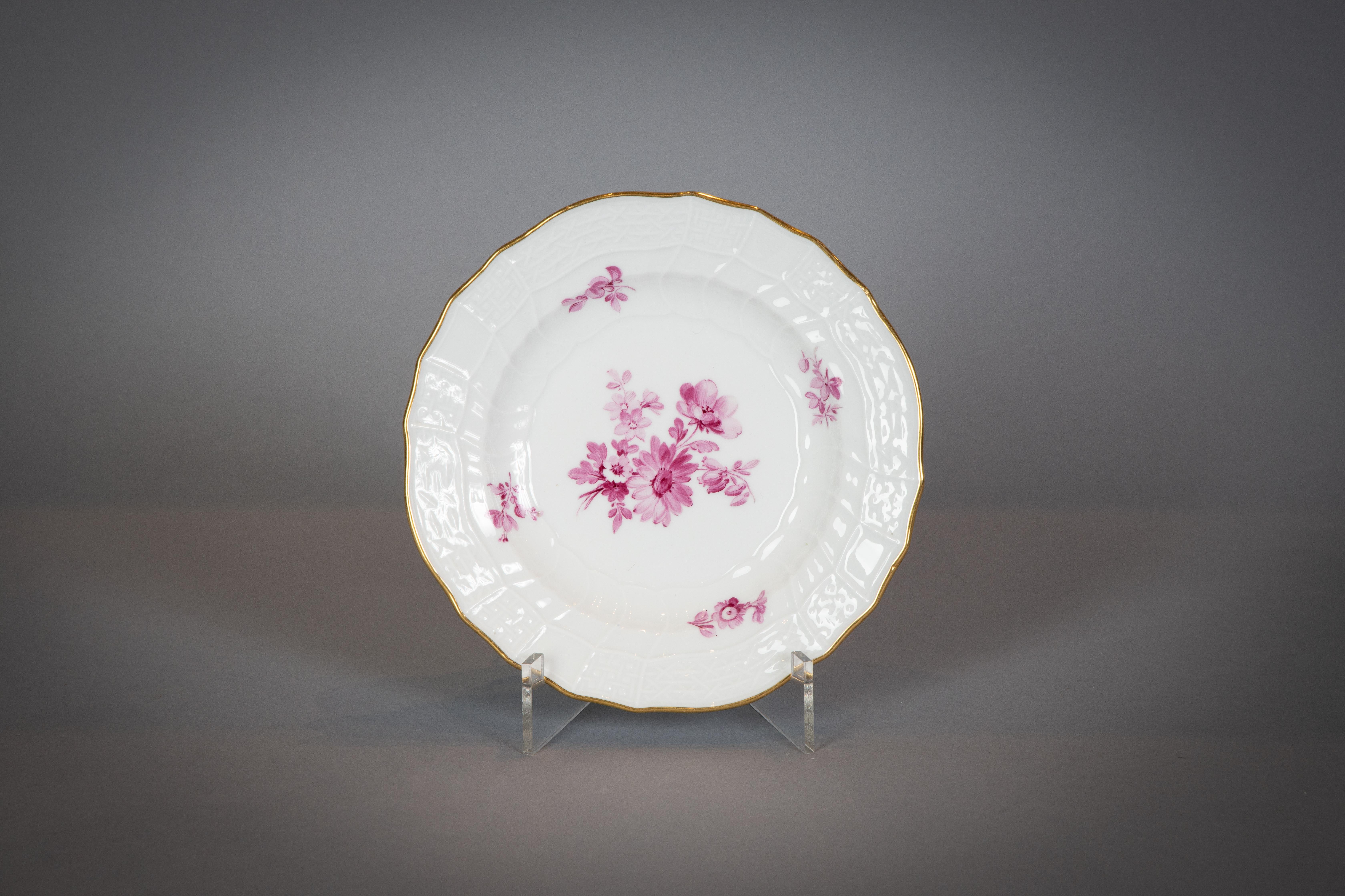 Grand service de table en porcelaine allemande, Meissen, vers 1875 en vente 11