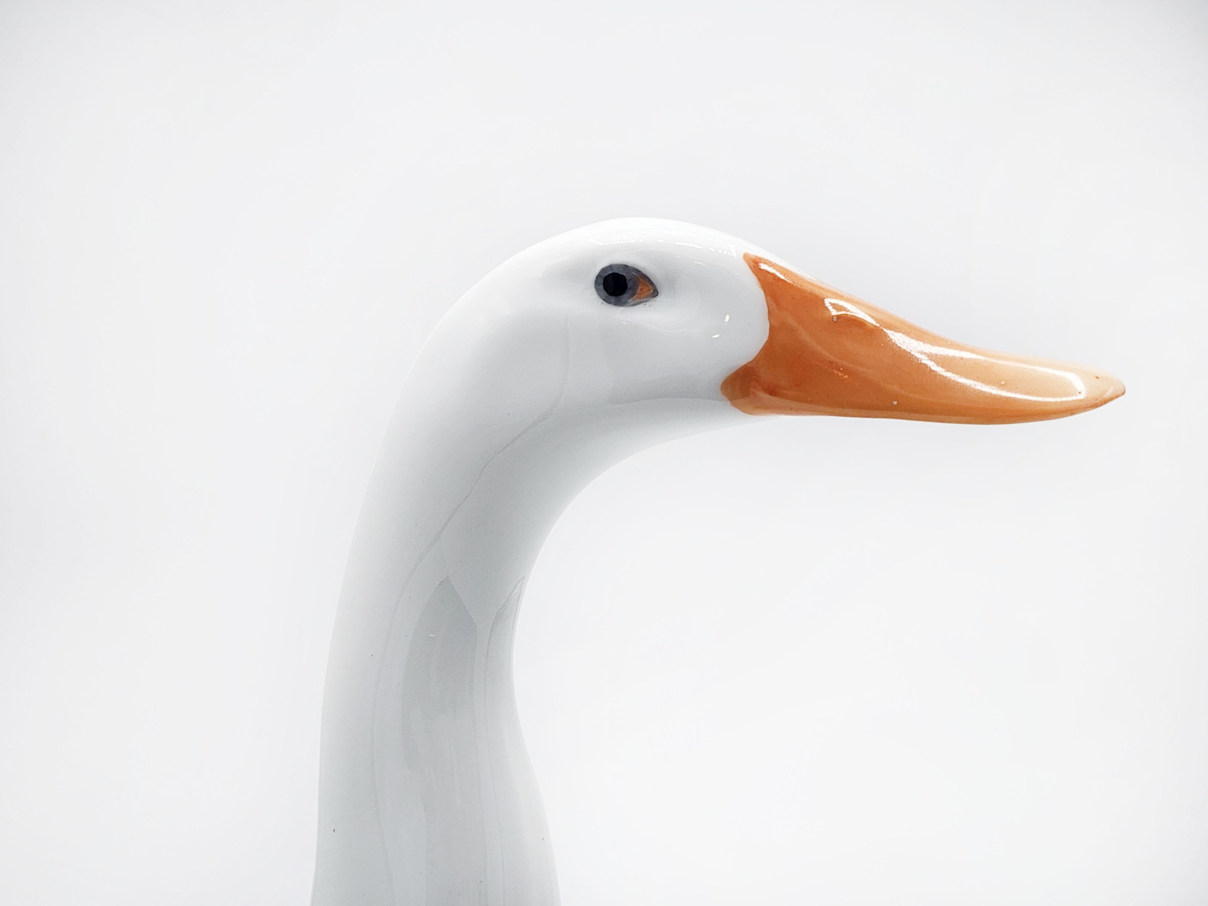 Gran ganso de porcelana alemana de Lorentz Hutschenreuther L.H.S siglo XX en venta