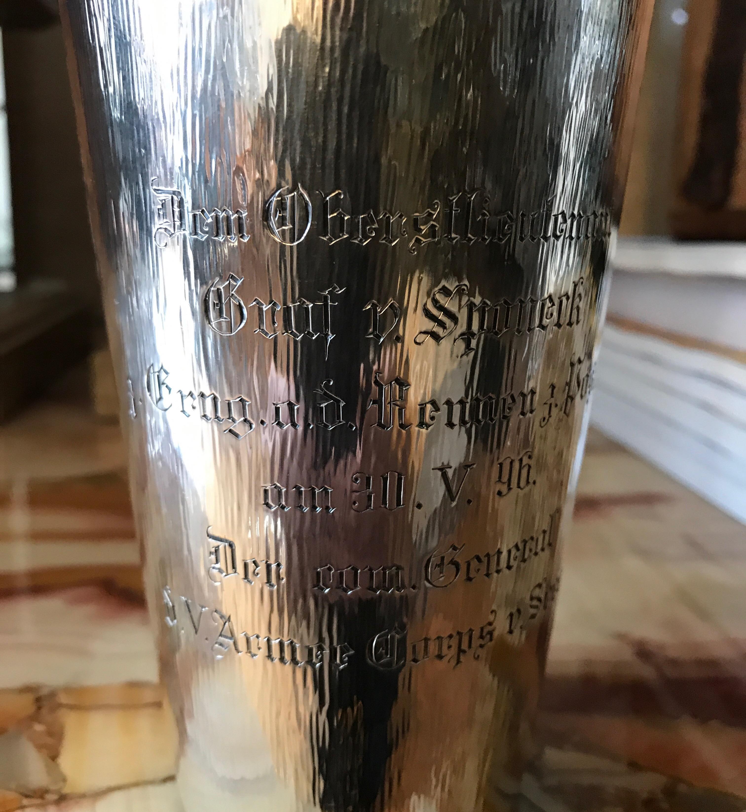 Hand hammered early 20th century German silver presentation beaker.
Engraving in German. Hallmarked to the base.
Fantastic decorative object.