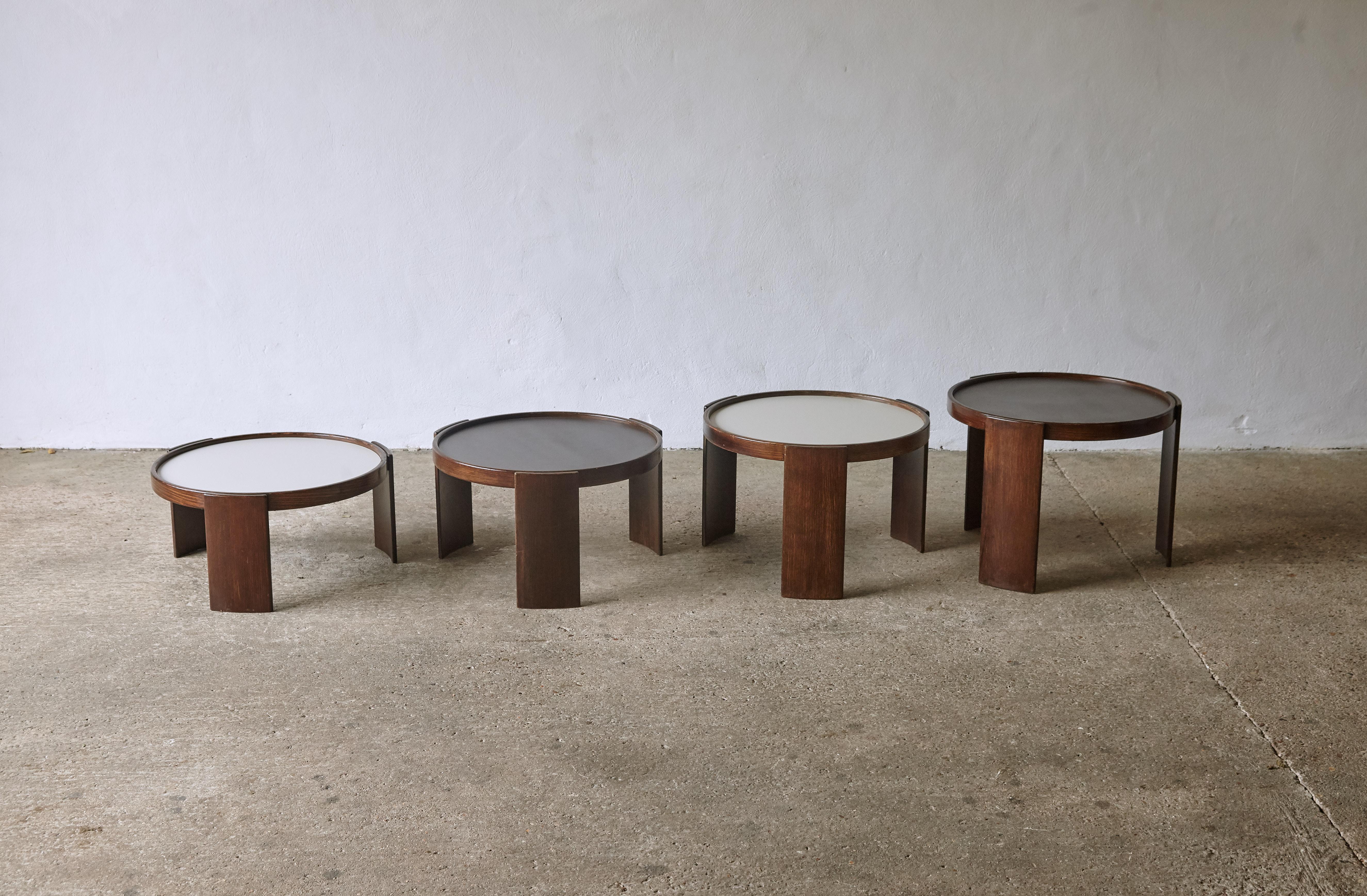 Large Gianfranco Frattini for Cassina Nesting / Stacking Tables, Italy, 1970s In Good Condition In London, GB