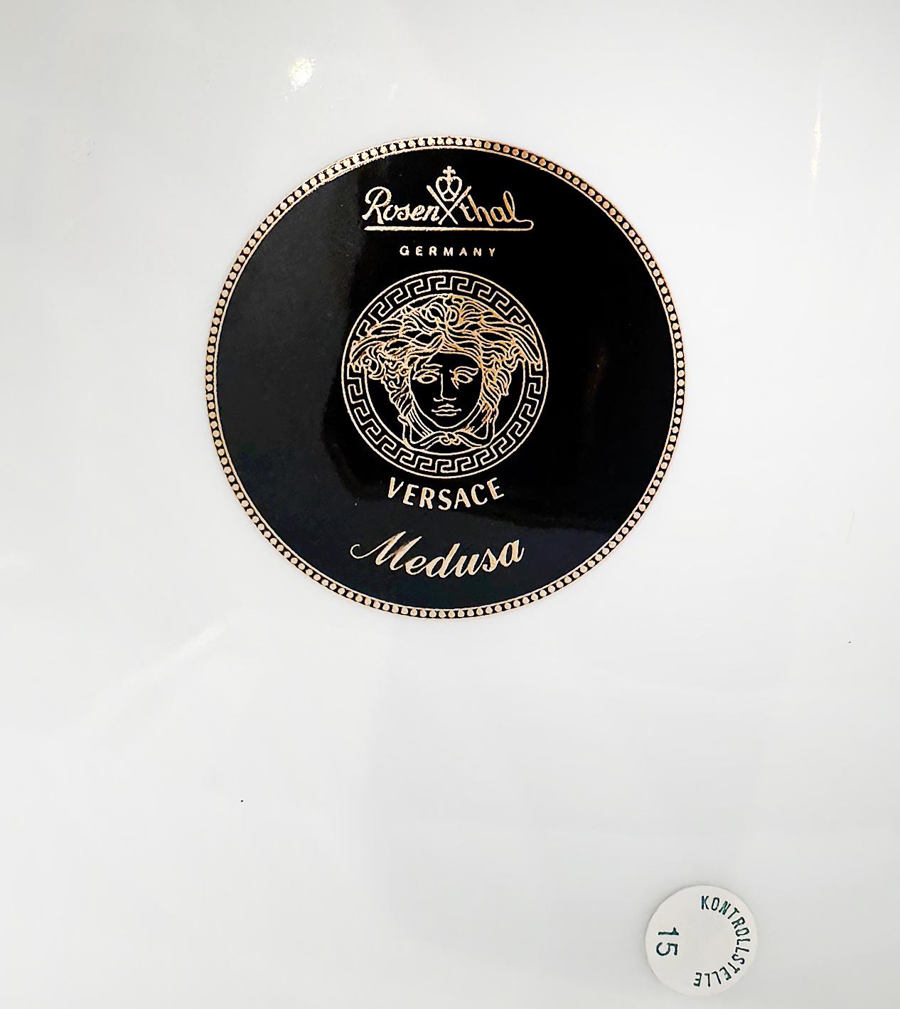 Plato hondo grande de porcelana Gianni Versace 