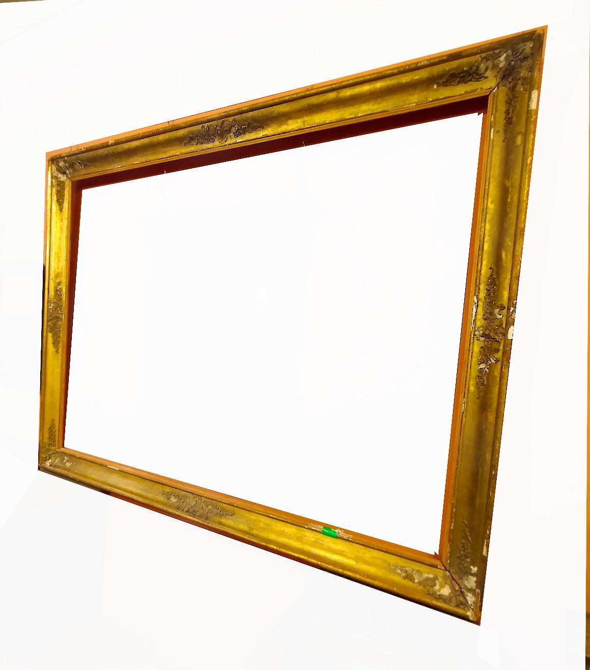 Large gilt frame from the second half of the 1800s; (c. 1880.)

The gilding was done with mixed techniques (gold leaf etc.) and the fine decorations are done in stucco.
Of European provenance, probably French.

Versatile furnishing item that