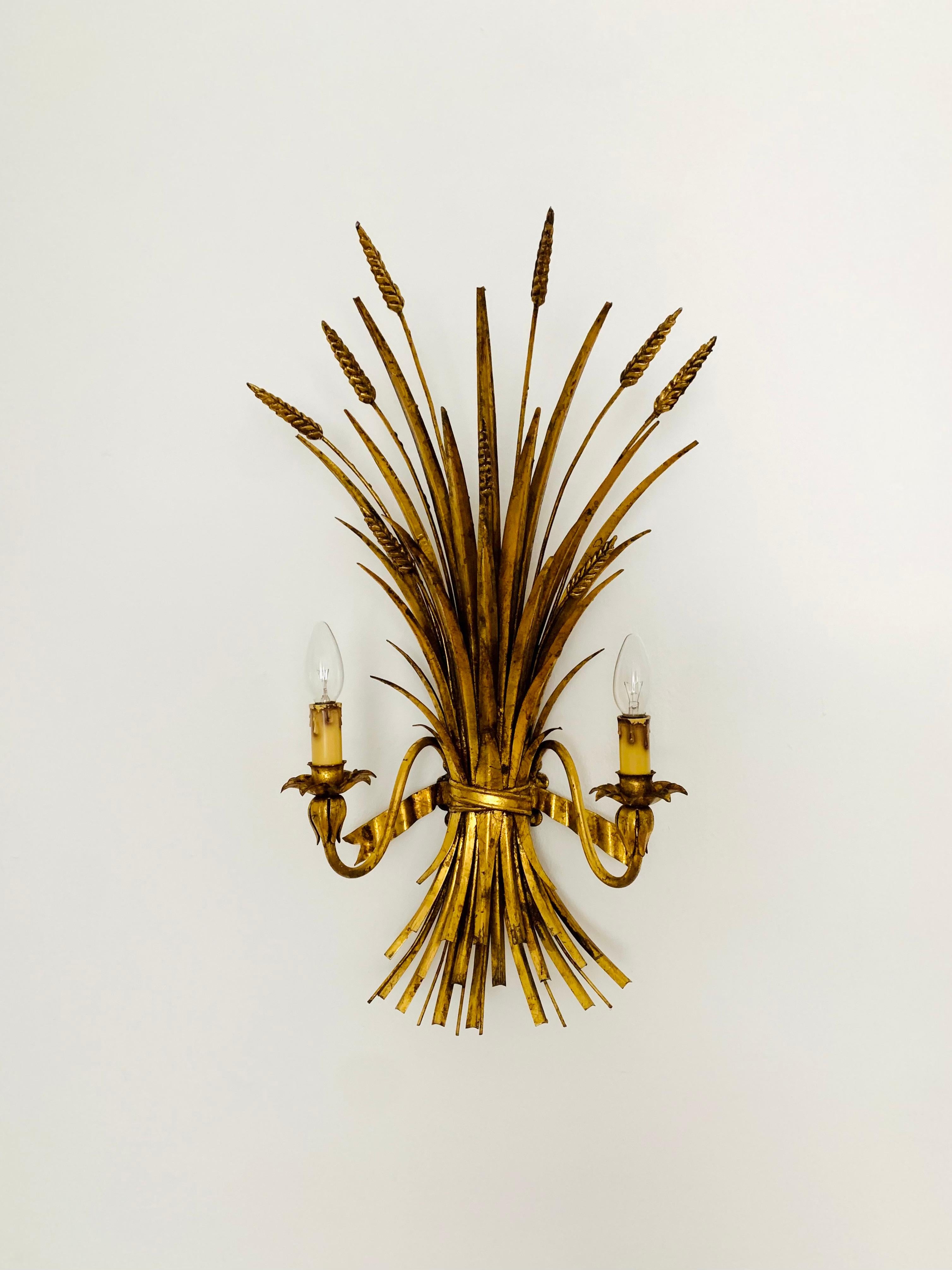 Large Gilded Italian Hollywood Regency Metal Wall Lamp by Hans Kögl In Good Condition For Sale In München, DE