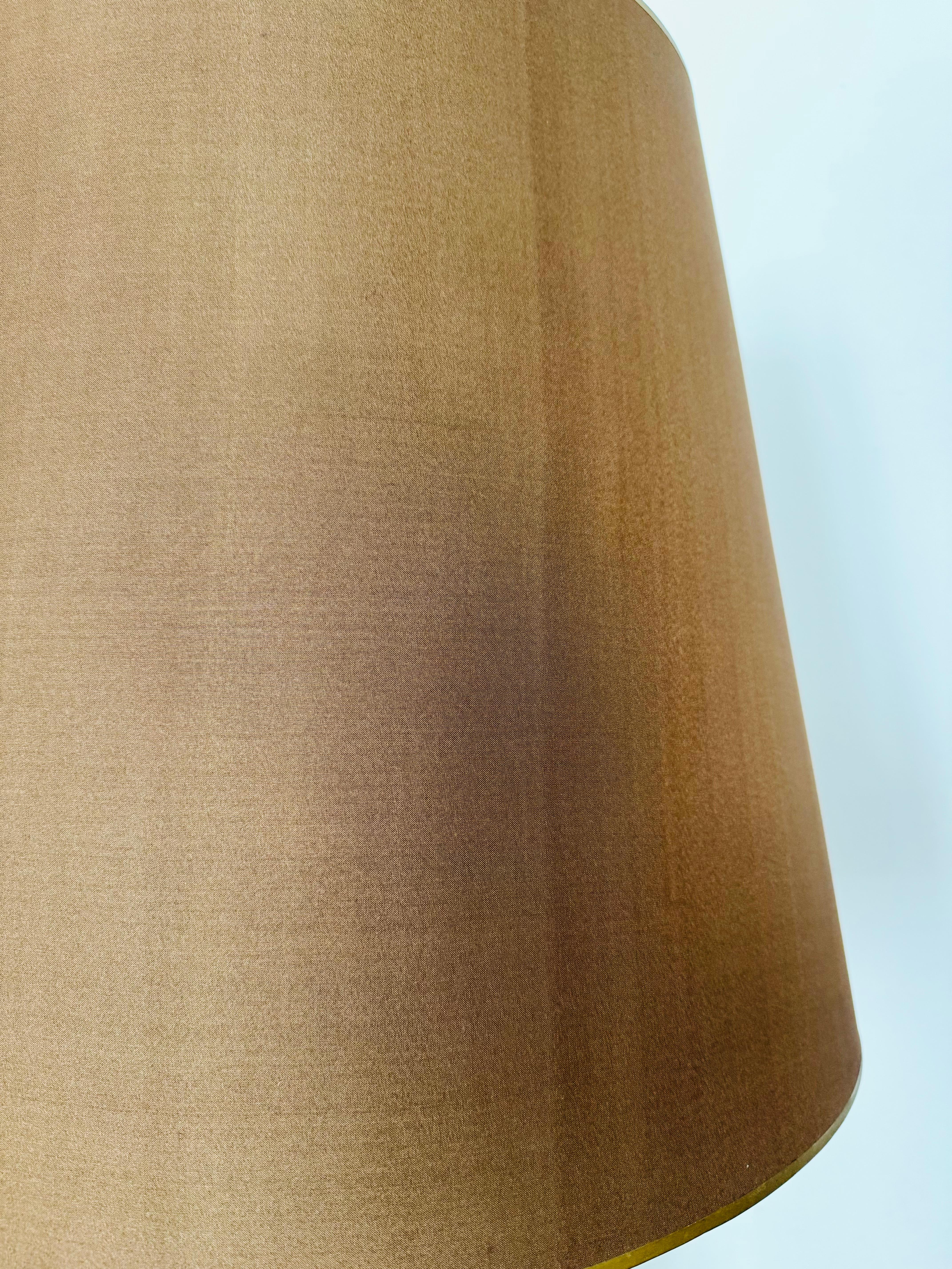 Large Gilded Italian Hollywood Regency Table Lamp For Sale 6