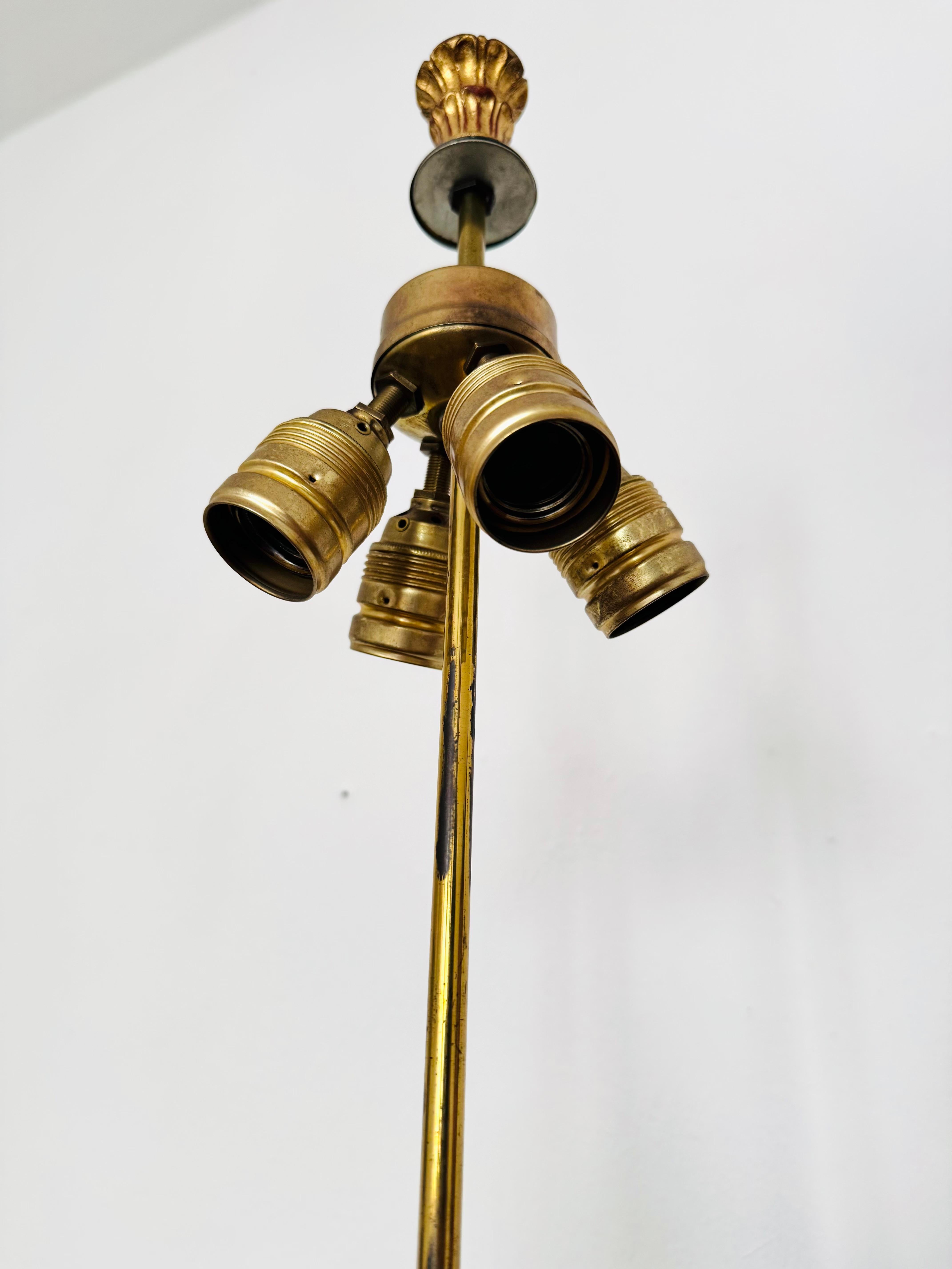Large Gilded Italian Hollywood Regency Table Lamp For Sale 11
