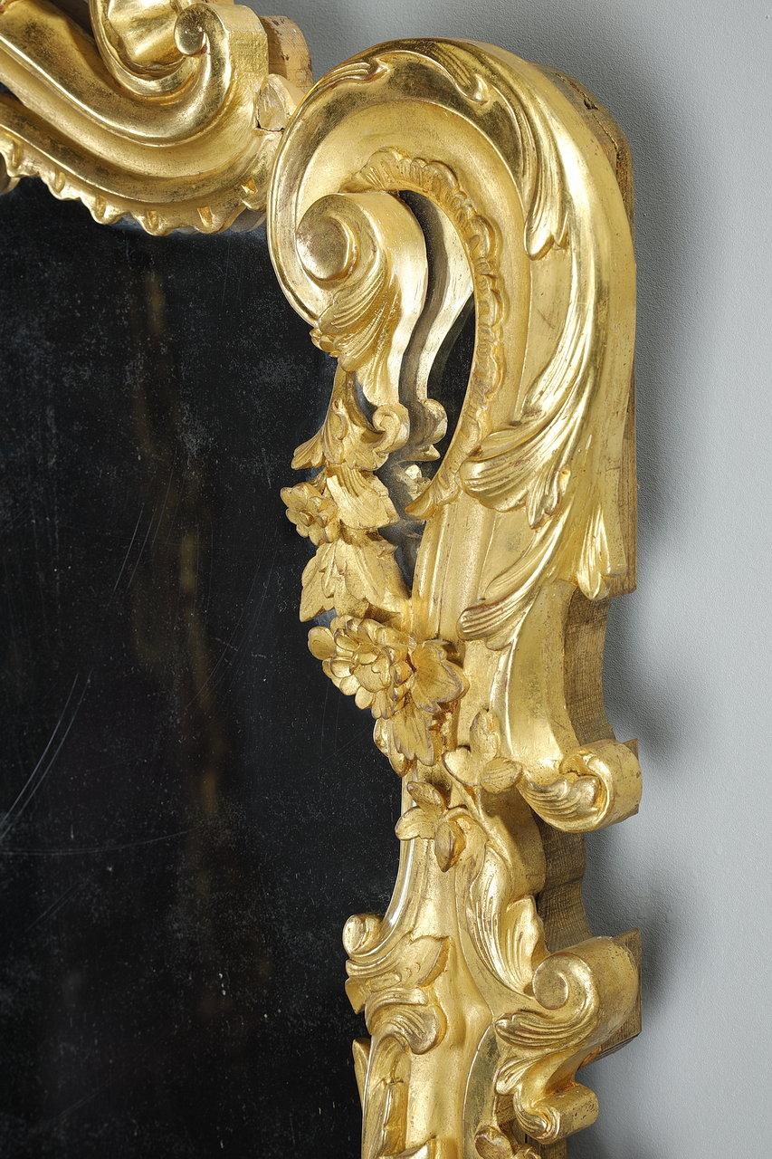 Large Gilded Wood Mirror in the Louis XV Style For Sale 5