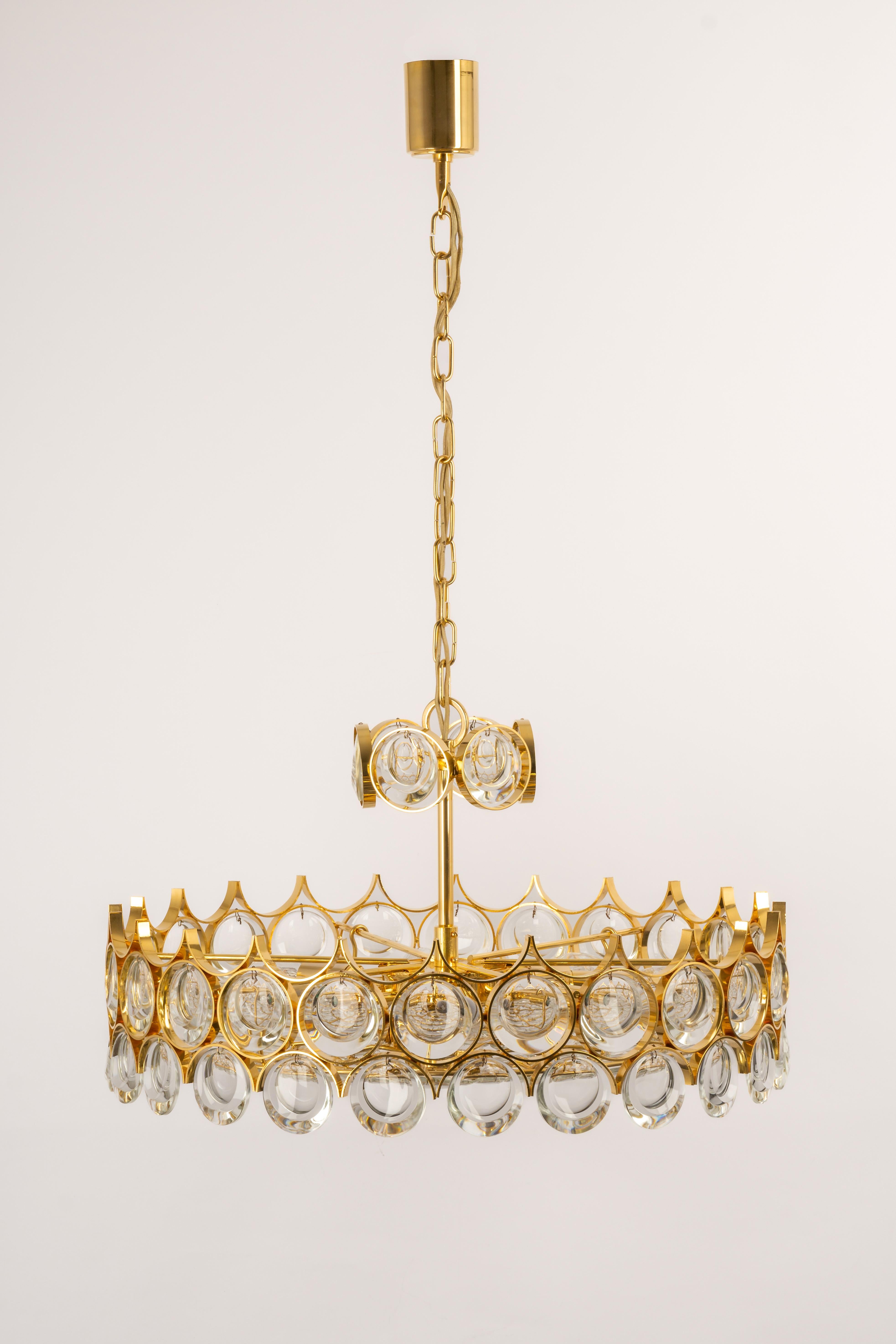 Late 20th Century Large Gilt Brass Chandelier, Sciolari Design by Palwa, Germany, 1970s