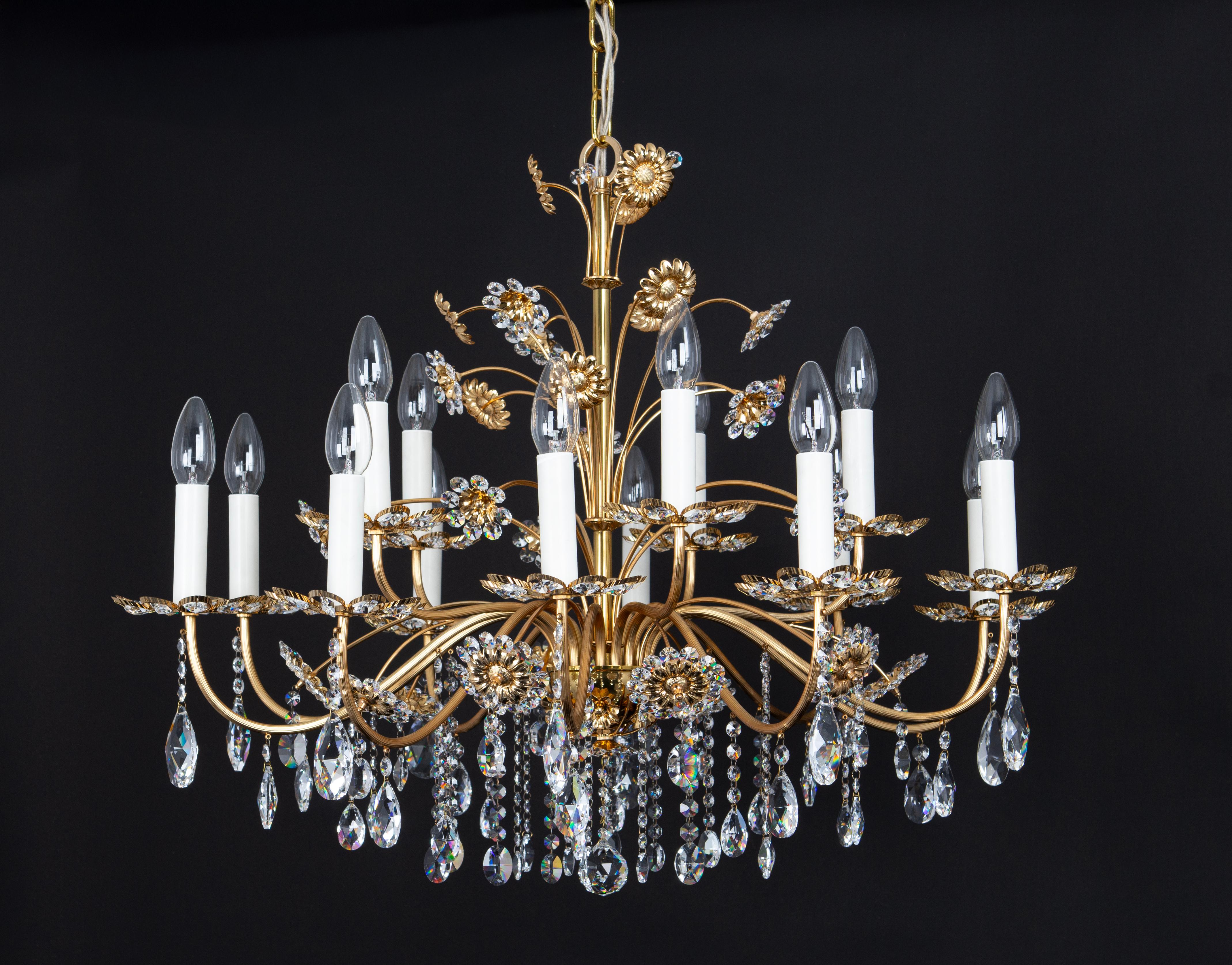 Grande lampadario a forma di fiore in ottone dorato di Palwa, Germania, anni '70 in vendita 6