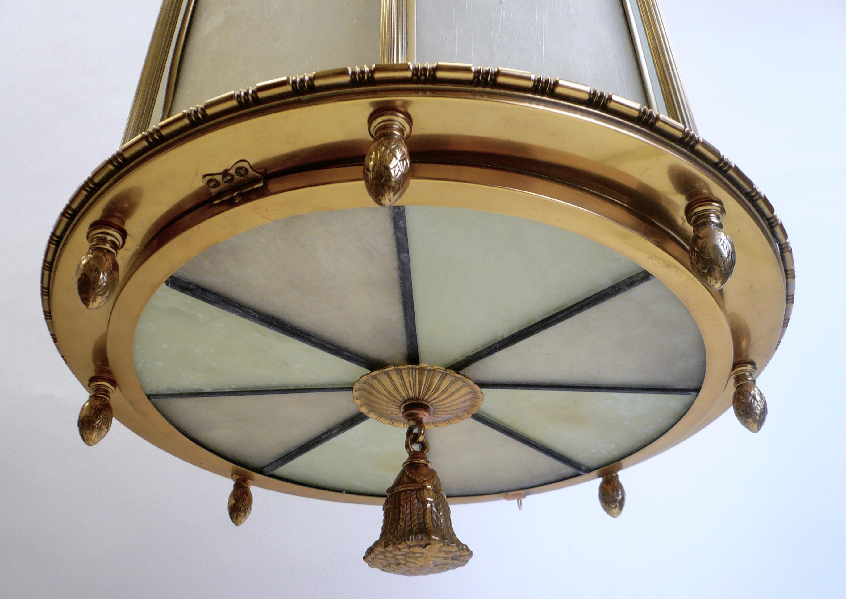 Large Gilt Bronze and Leaded Glass Neoclassical Style Lantern For Sale 1
