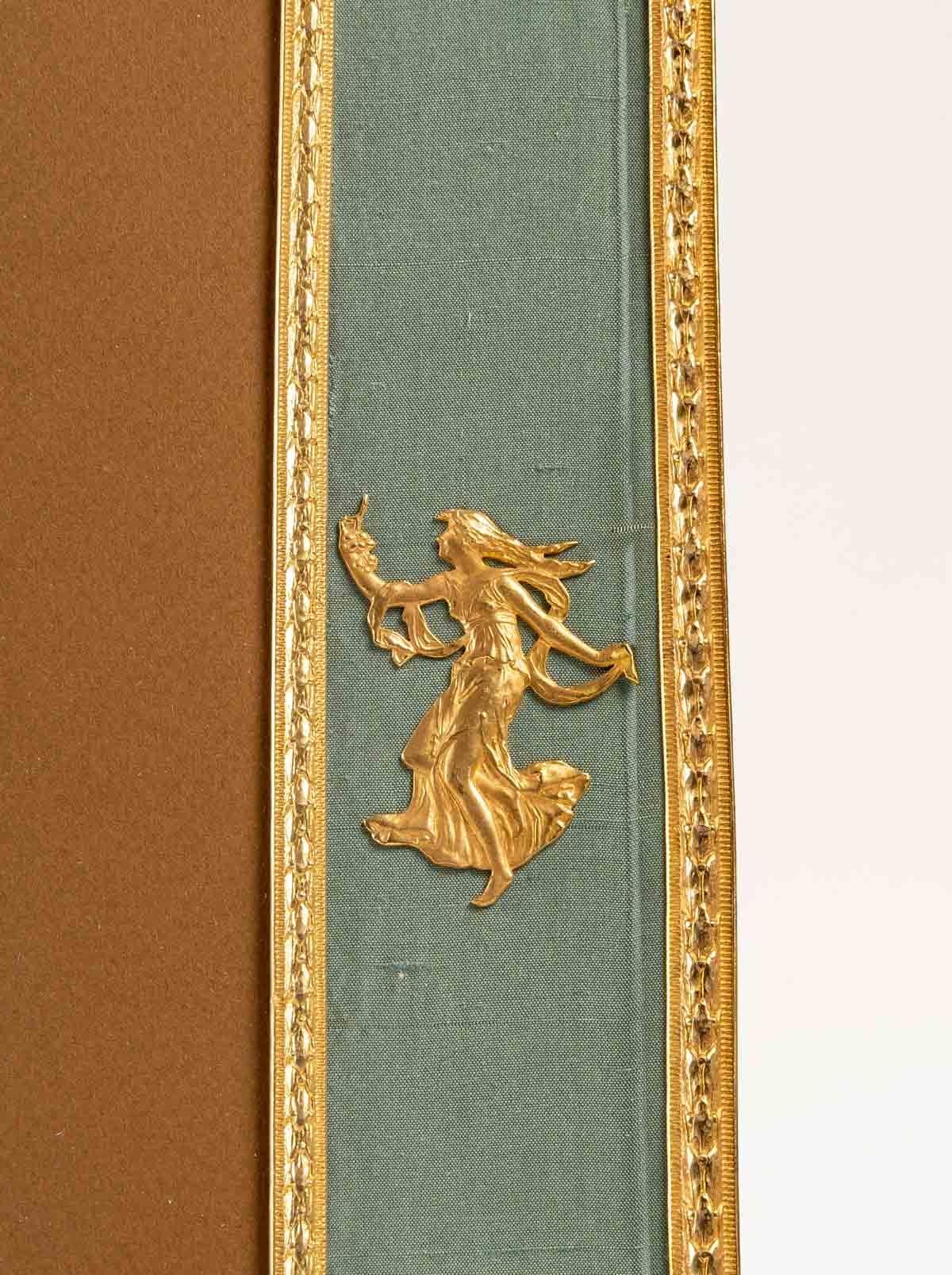 Napoleon III Large gilt bronze and pale green fabric photo frame, 19th century