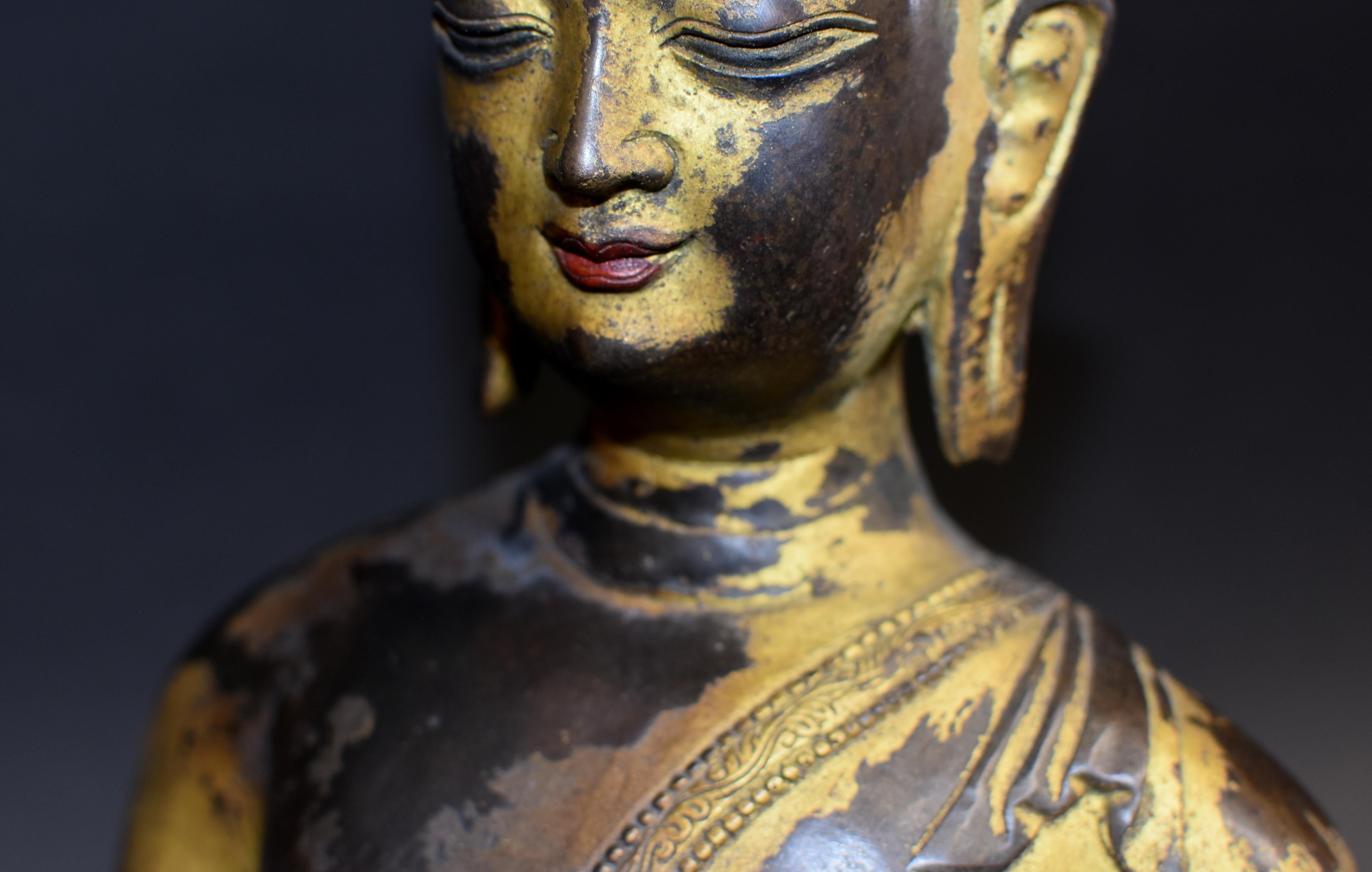 Large Gilt Bronze Tibetan Buddha For Sale 13