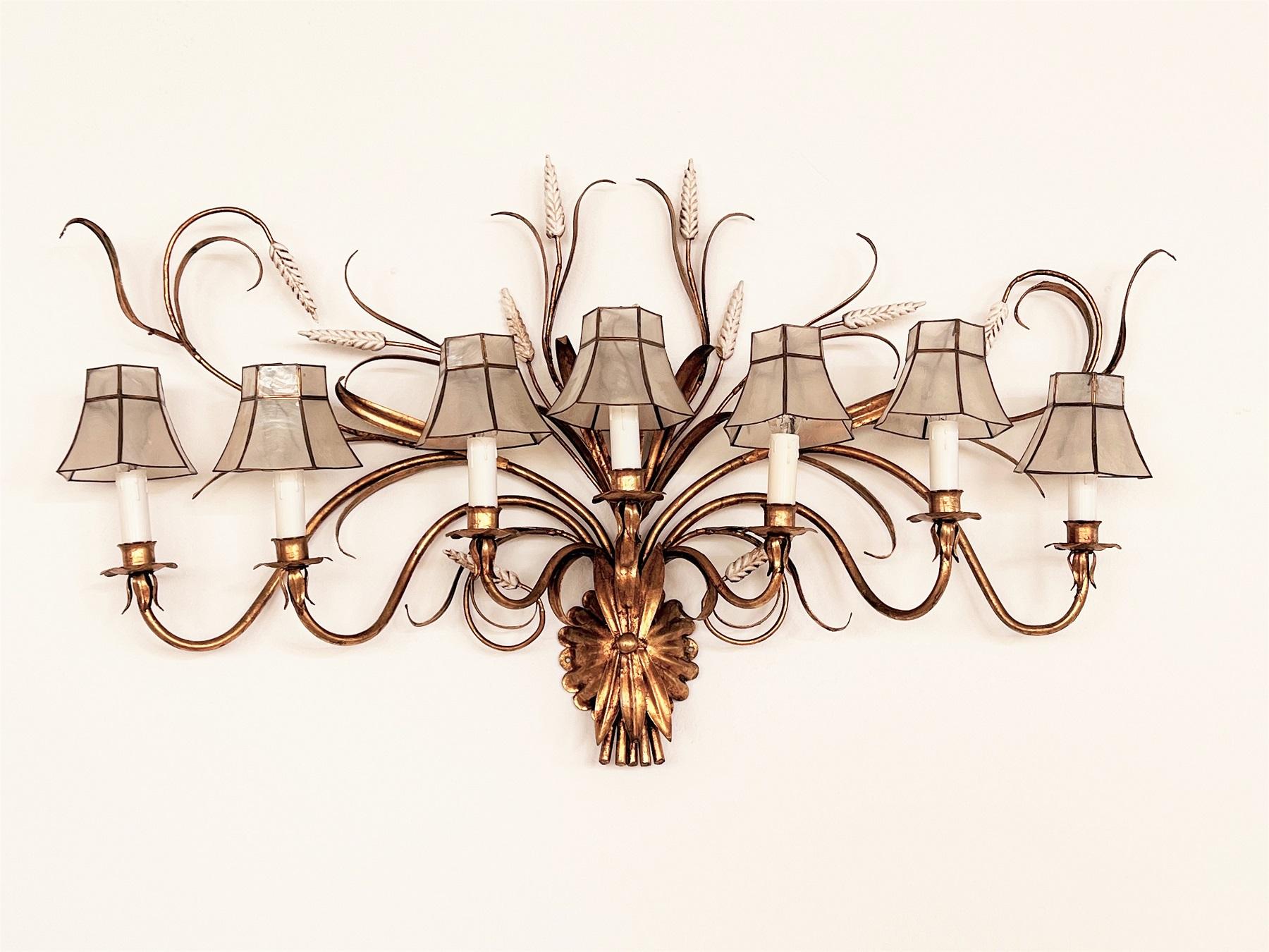 Large Gilt Hans Kögl Wall Sconce with Wheat Sheaf and Mother-of-Pearl Lampshades For Sale 7
