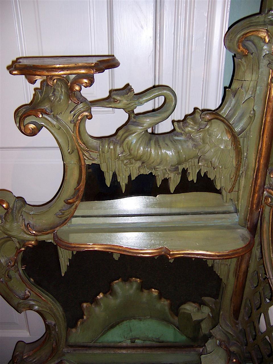 Large Gilt Rococo-style Venetian Hall Mirror Jardiniere In Good Condition For Sale In Salt Lake City, UT