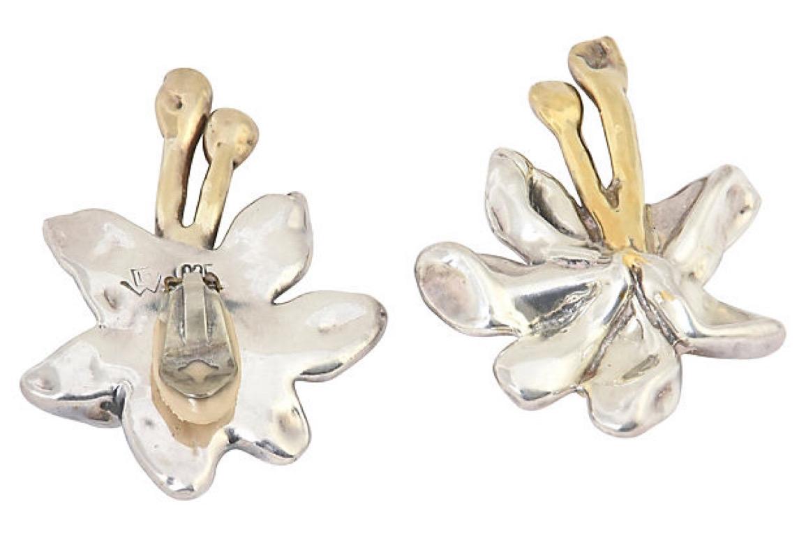 Large Gilt Sterling Silver Flower Clip on Earrings In Good Condition In Miami Beach, FL